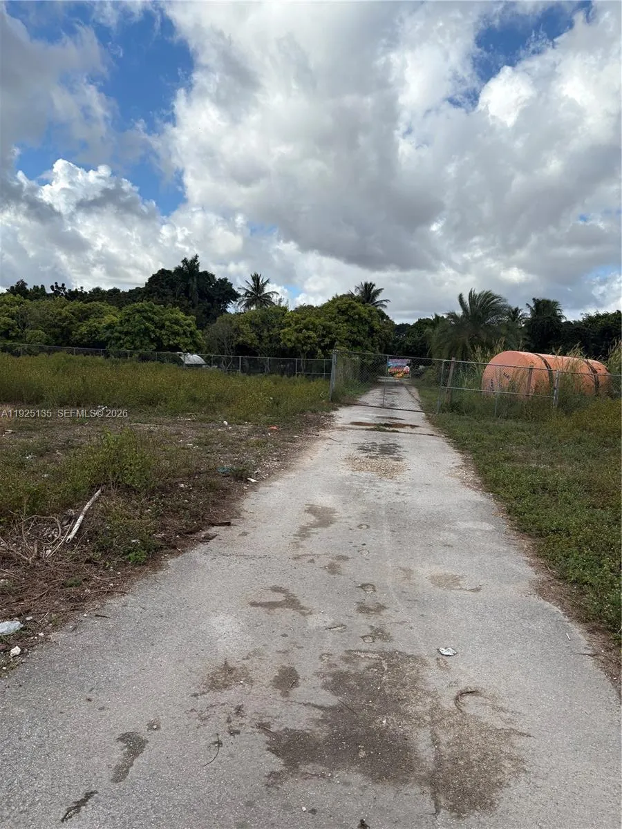 Krome Avenue, Miami, Florida 33196, Miami, Florida 33196, ,Land,For Sale,Krome Avenue, Miami, Florida 33196,A11925135