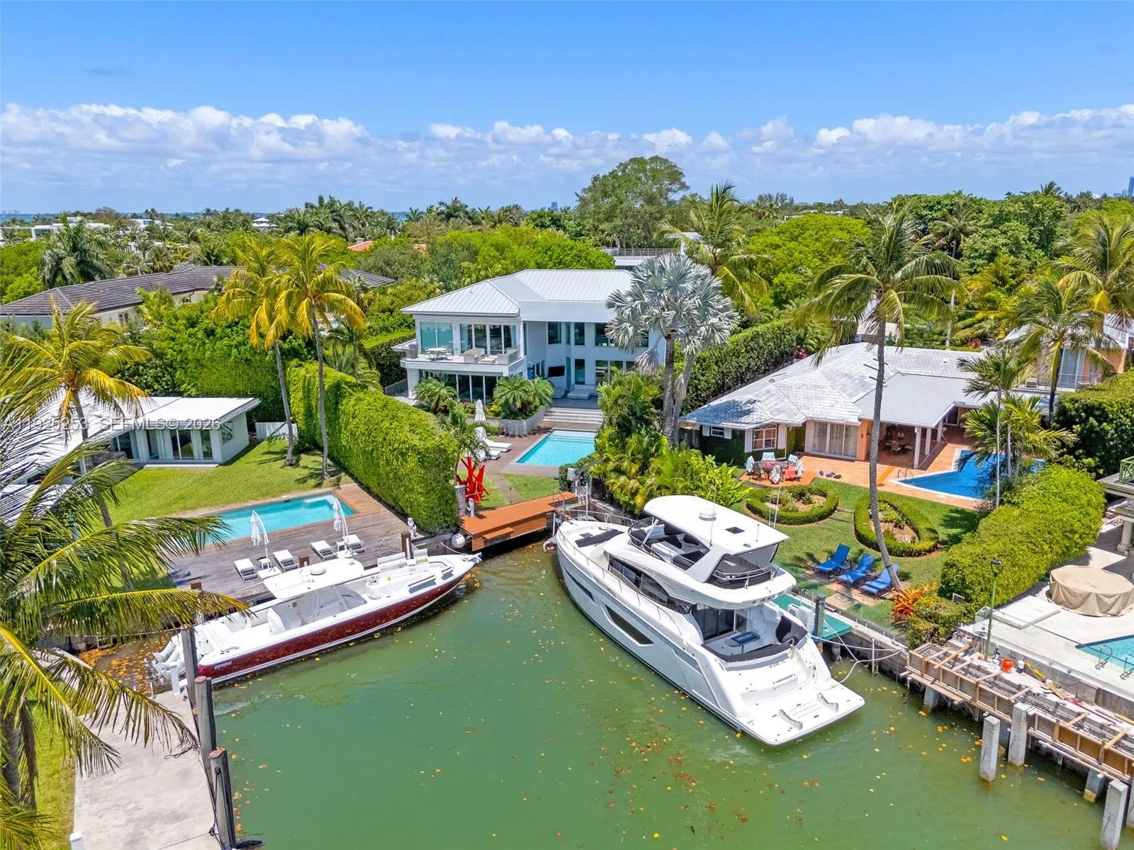 420 Island Dr, Key Biscayne, Florida 33149, Key Biscayne, Florida 33149, 6 Bedrooms Bedrooms, ,6 BathroomsBathrooms,Residential Lease,For Rent,420 Island Dr, Key Biscayne, Florida 33149,A11925253