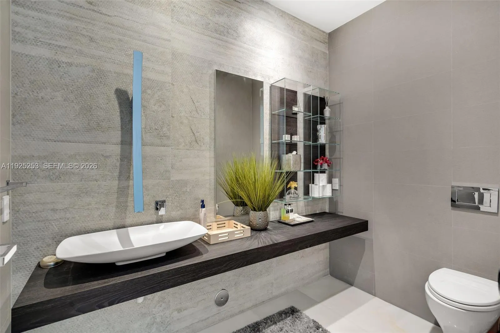 420 Island Dr, Key Biscayne, Florida 33149, Key Biscayne, Florida 33149, 6 Bedrooms Bedrooms, ,6 BathroomsBathrooms,Residential Lease,For Rent,420 Island Dr, Key Biscayne, Florida 33149,A11925253