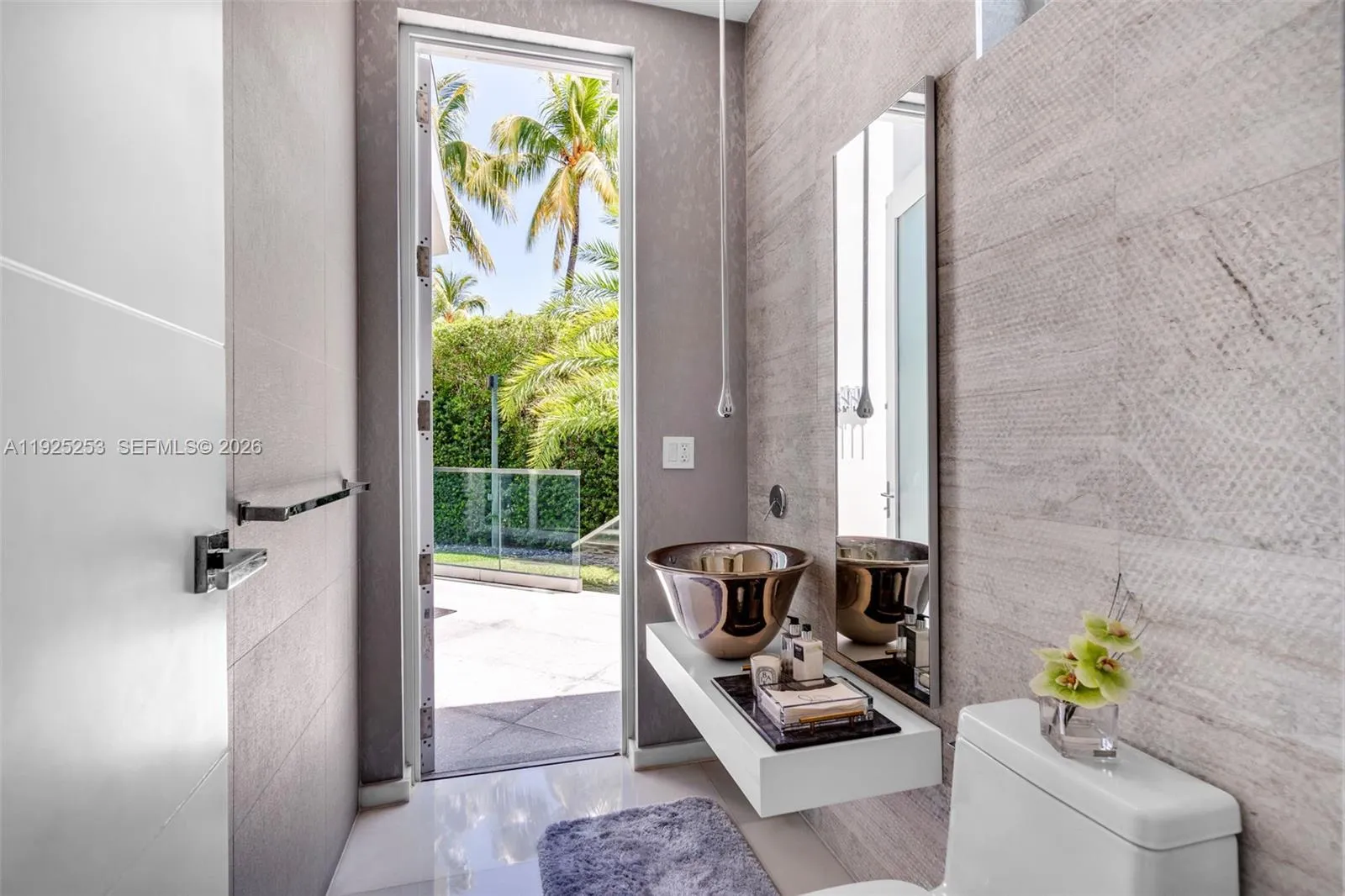 420 Island Dr, Key Biscayne, Florida 33149, Key Biscayne, Florida 33149, 6 Bedrooms Bedrooms, ,6 BathroomsBathrooms,Residential Lease,For Rent,420 Island Dr, Key Biscayne, Florida 33149,A11925253