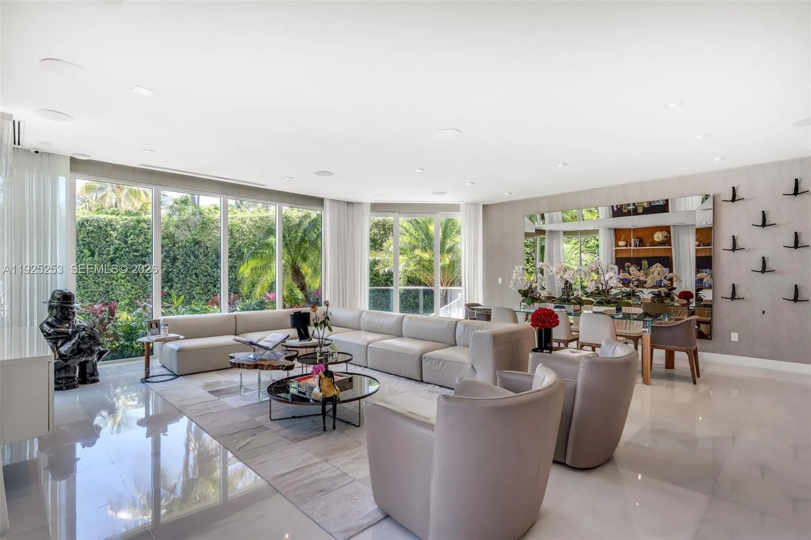 420 Island Dr, Key Biscayne, Florida 33149, Key Biscayne, Florida 33149, 6 Bedrooms Bedrooms, ,6 BathroomsBathrooms,Residential Lease,For Rent,420 Island Dr, Key Biscayne, Florida 33149,A11925253