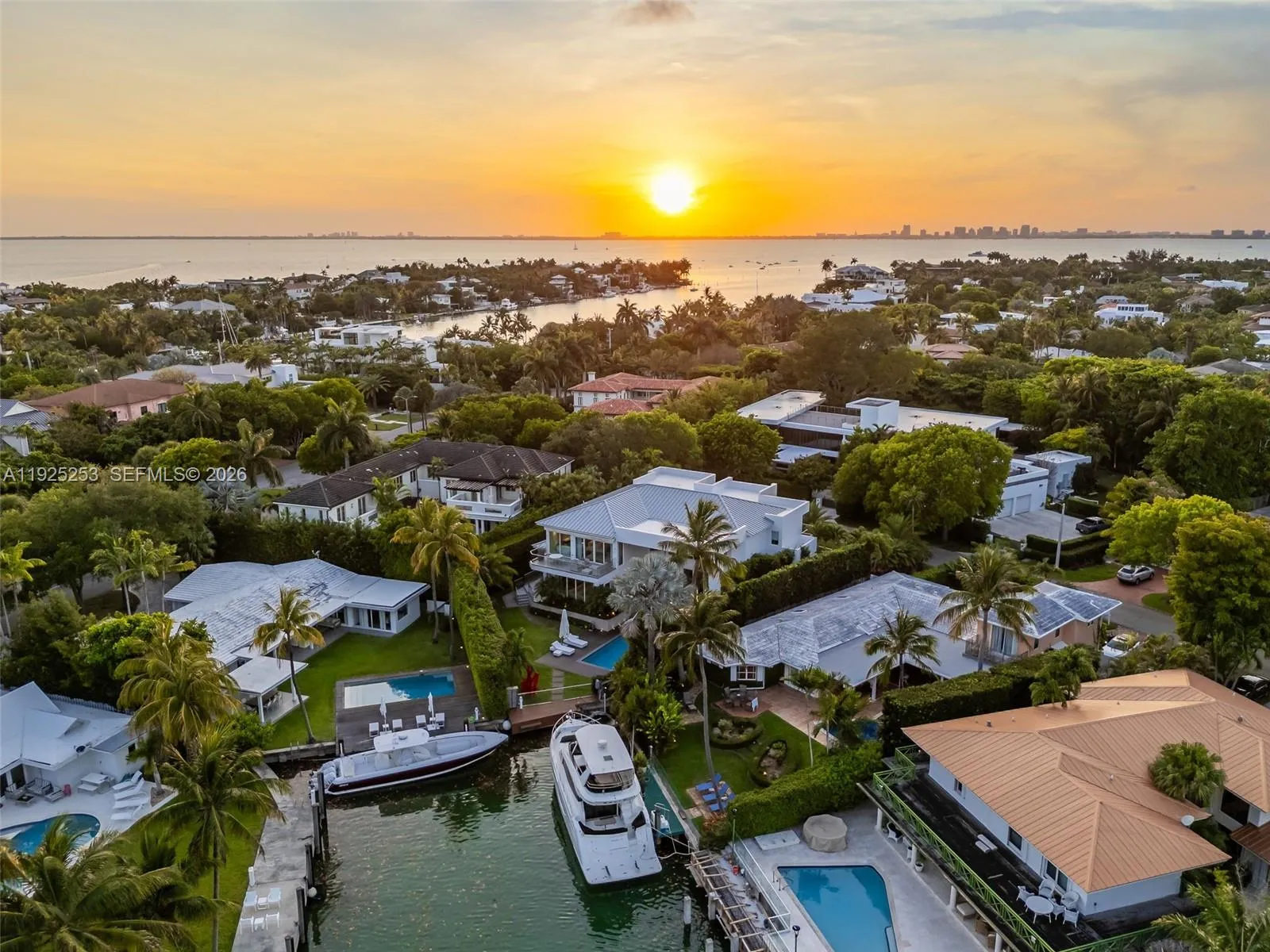 420 Island Dr, Key Biscayne, Florida 33149, Key Biscayne, Florida 33149, 6 Bedrooms Bedrooms, ,6 BathroomsBathrooms,Residential Lease,For Rent,420 Island Dr, Key Biscayne, Florida 33149,A11925253