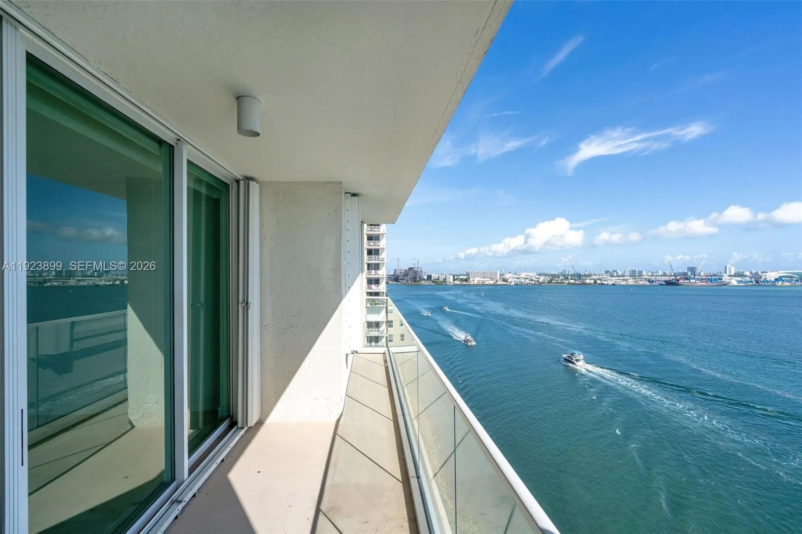 800 Claughton Island Dr 1202, Miami, Florida 33131, Miami, Florida 33131, 2 Bedrooms Bedrooms, ,2 BathroomsBathrooms,Residential Lease,For Rent,800 Claughton Island Dr 1202, Miami, Florida 33131,A11923899
