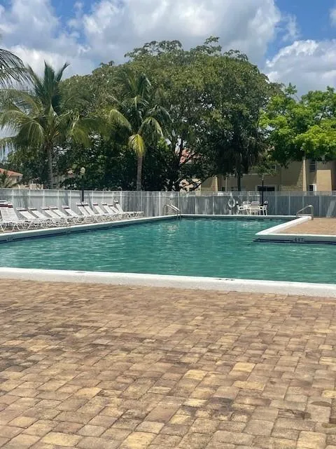 10120 Twin Lakes 11-g, Coral Springs, Florida 3307, Coral Springs, Florida 33071, 2 Bedrooms Bedrooms, ,2 BathroomsBathrooms,Residential,For Sale,10120 Twin Lakes 11-g, Coral Springs, Florida 3307,A11925310