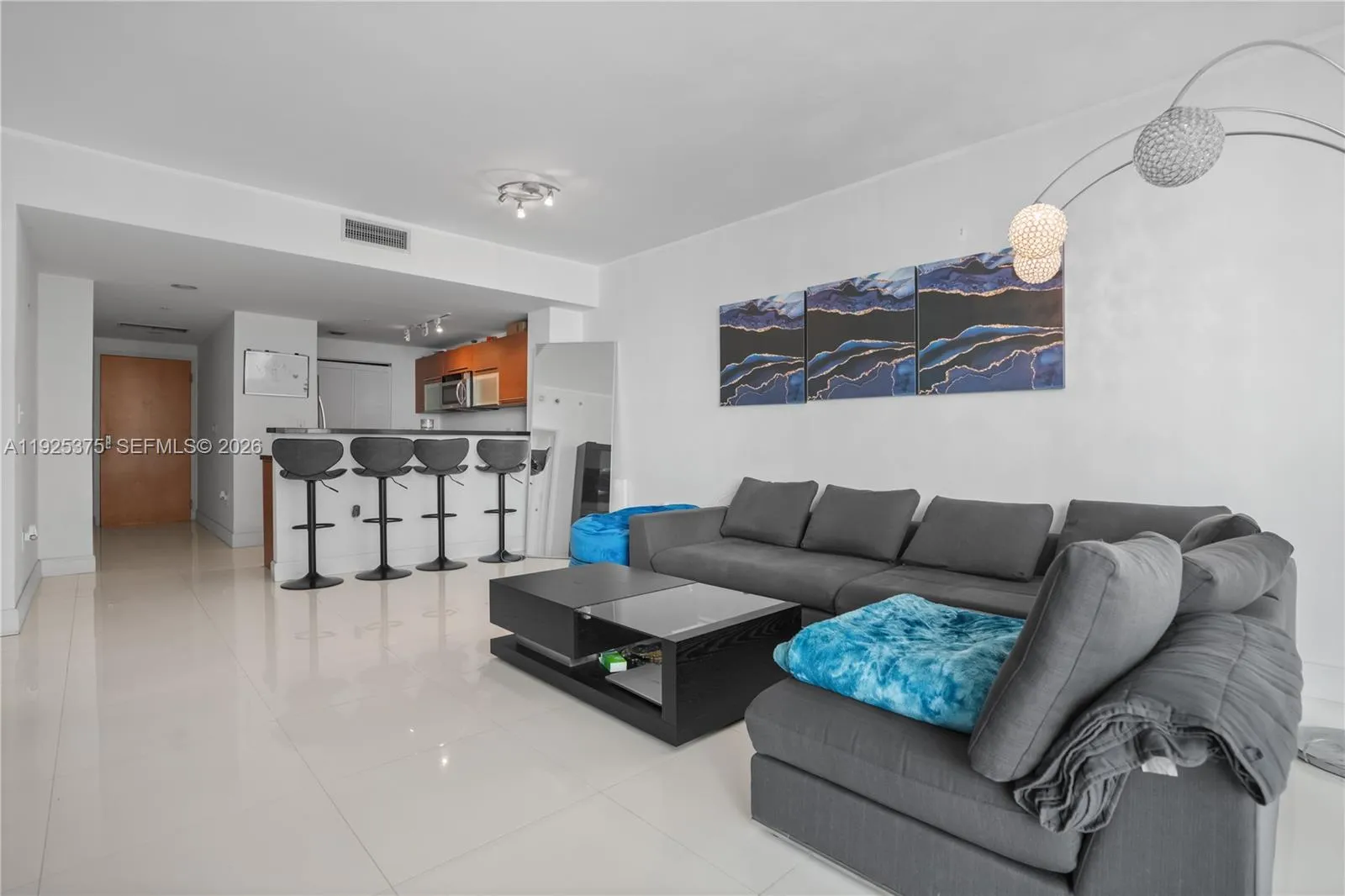 244 Biscayne Blvd 2306, Miami, Florida 33132, Miami, Florida 33132, 1 Bedroom Bedrooms, ,1 BathroomBathrooms,Residential,For Sale,244 Biscayne Blvd 2306, Miami, Florida 33132,A11925375