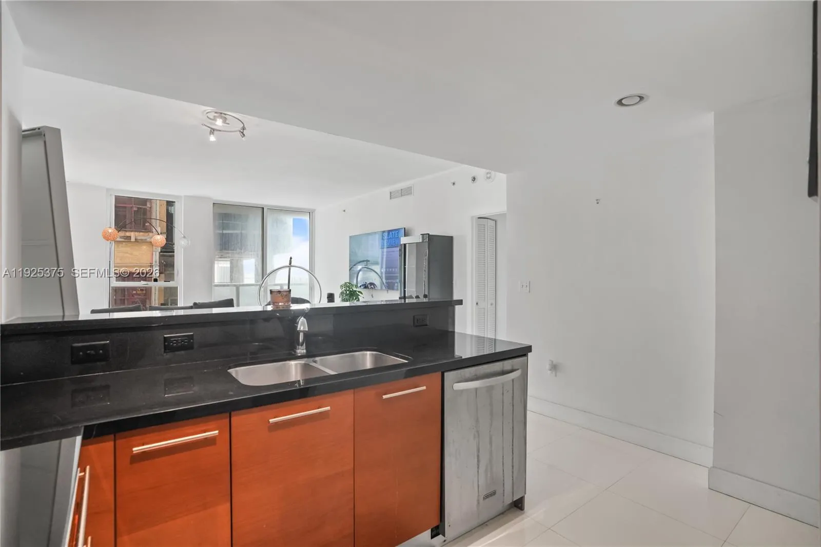 244 Biscayne Blvd 2306, Miami, Florida 33132, Miami, Florida 33132, 1 Bedroom Bedrooms, ,1 BathroomBathrooms,Residential,For Sale,244 Biscayne Blvd 2306, Miami, Florida 33132,A11925375