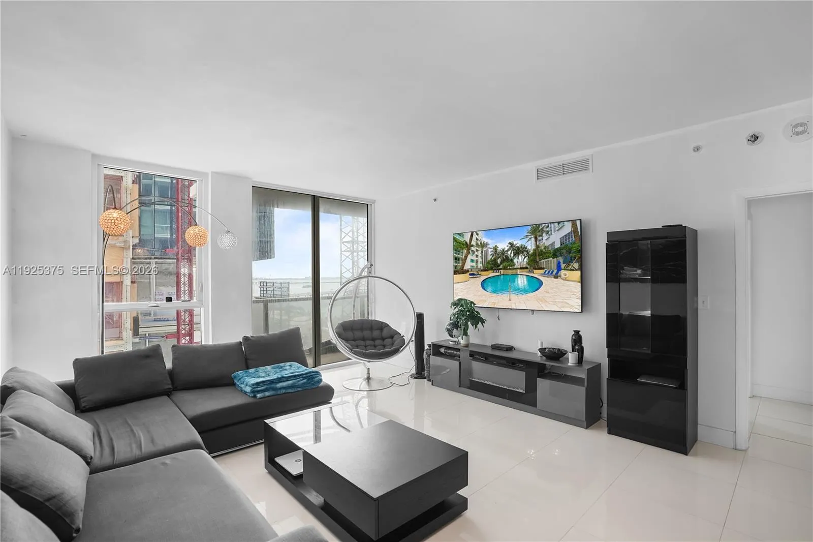 244 Biscayne Blvd 2306, Miami, Florida 33132, Miami, Florida 33132, 1 Bedroom Bedrooms, ,1 BathroomBathrooms,Residential,For Sale,244 Biscayne Blvd 2306, Miami, Florida 33132,A11925375