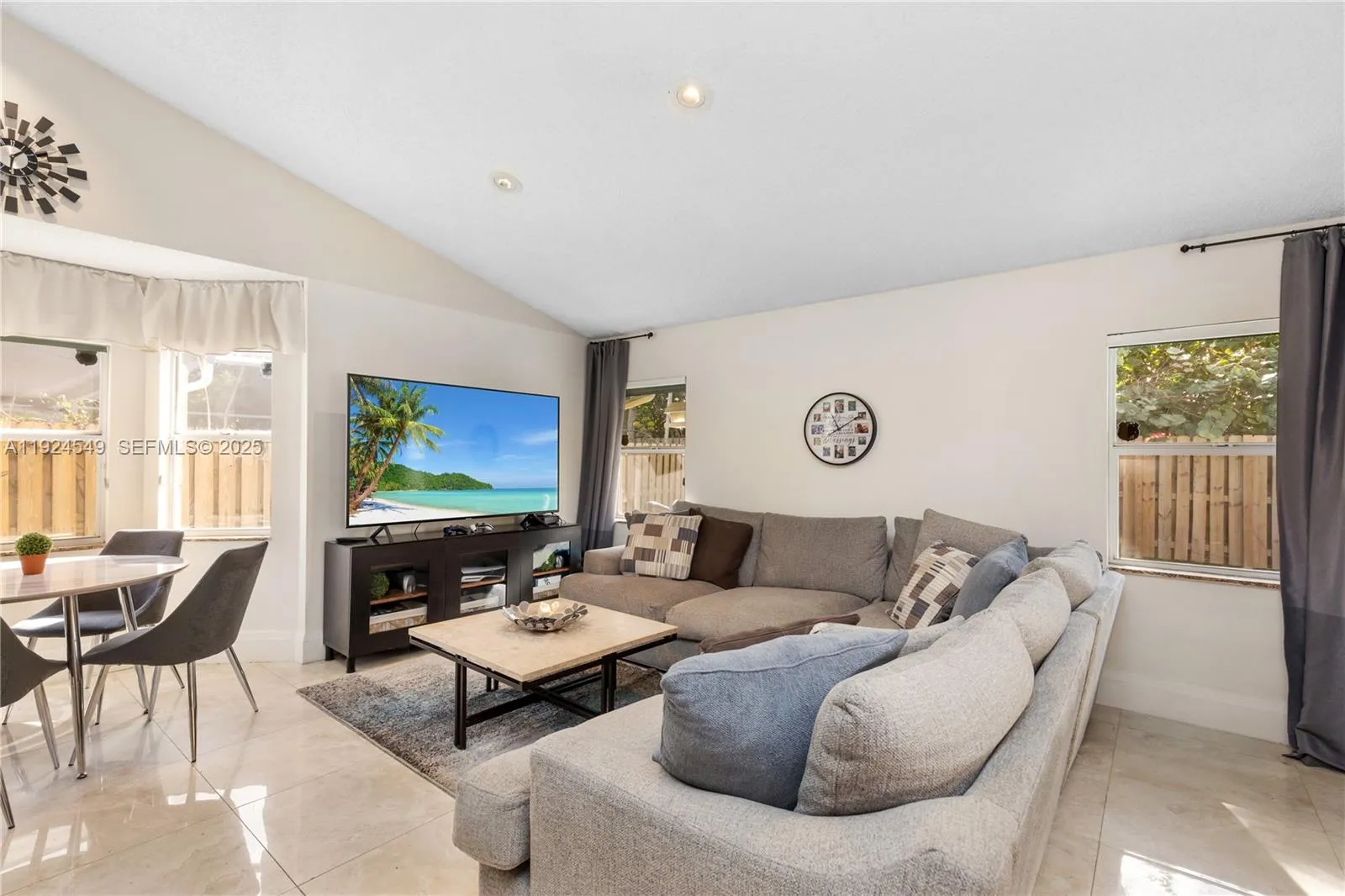 7101 Nw 44th Ln, Coconut Creek, Florida 33073, Coconut Creek, Florida 33073, 4 Bedrooms Bedrooms, ,2 BathroomsBathrooms,Residential,For Sale,7101 Nw 44th Ln, Coconut Creek, Florida 33073,A11924549