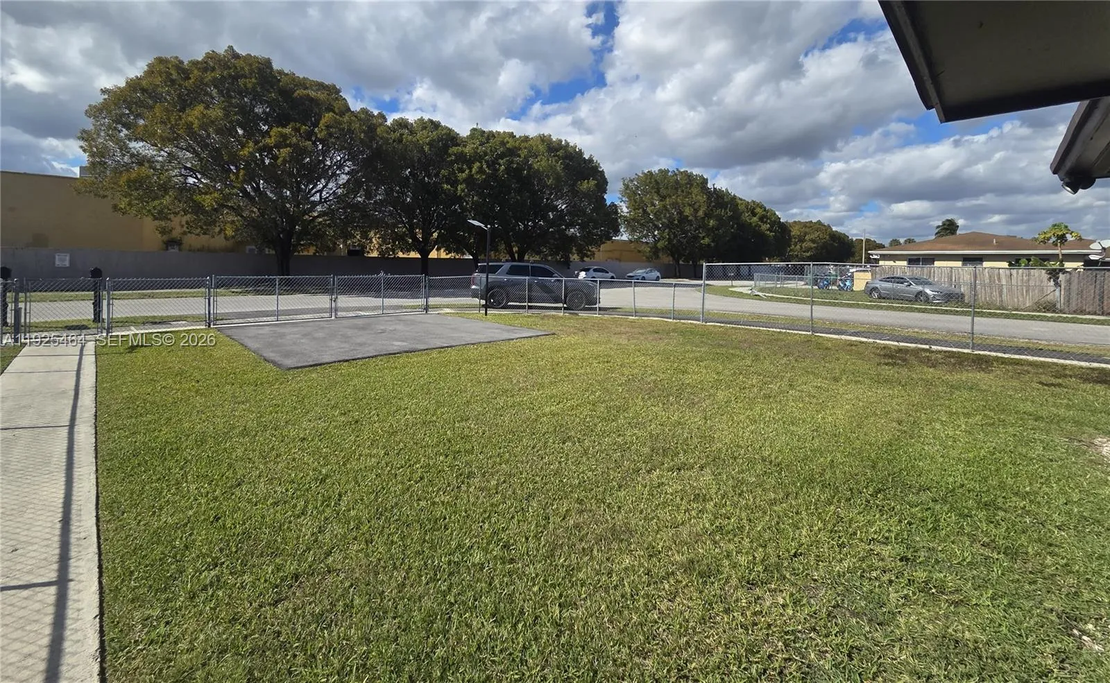 18815 Sw 113 Ct Sw 113th Ct 18815, Miami, Florida, Miami, Florida 33157, 3 Bedrooms Bedrooms, ,2 BathroomsBathrooms,Residential Lease,For Rent,18815 Sw 113 Ct Sw 113th Ct 18815, Miami, Florida ,A11925464