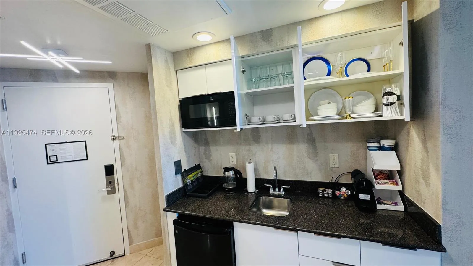 18001 Collins Ave 1110, Sunny Isles Beach, Florida, Sunny Isles Beach, Florida 33160, ,1 BathroomBathrooms,Residential,For Sale,18001 Collins Ave 1110, Sunny Isles Beach, Florida,A11925474
