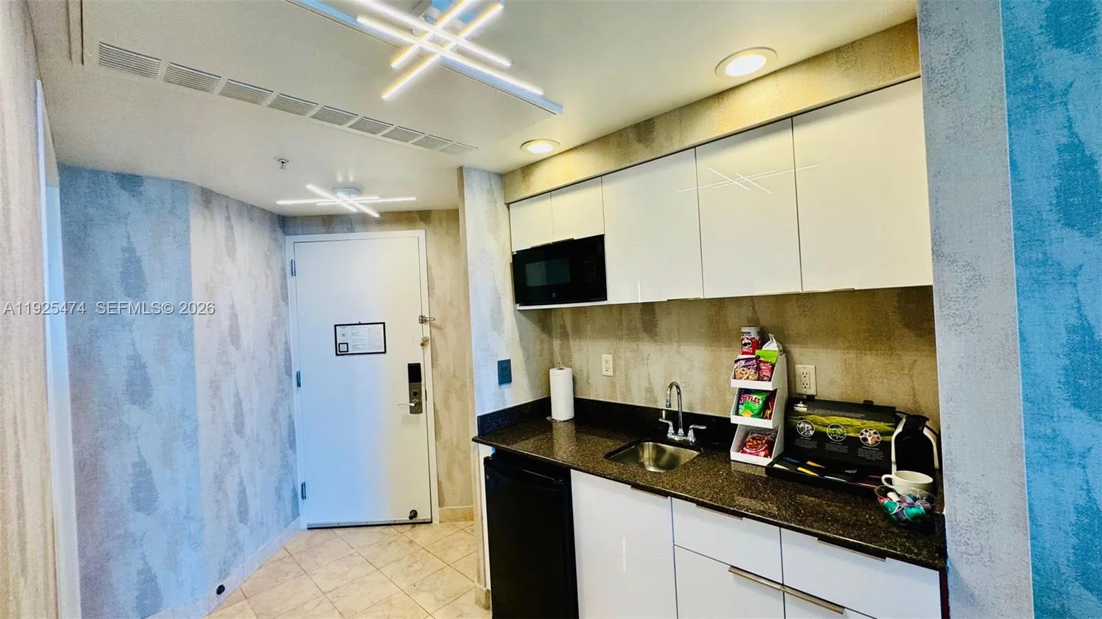 18001 Collins Ave 1110, Sunny Isles Beach, Florida, Sunny Isles Beach, Florida 33160, ,1 BathroomBathrooms,Residential,For Sale,18001 Collins Ave 1110, Sunny Isles Beach, Florida,A11925474