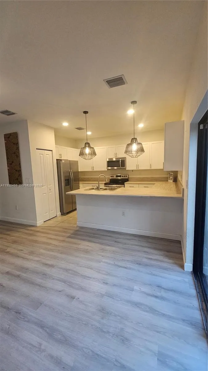 23357 Sw 129th Path 1, Homestead, Florida 33032, Homestead, Florida 33032, 3 Bedrooms Bedrooms, ,2 BathroomsBathrooms,Residential Lease,For Rent,23357 Sw 129th Path 1, Homestead, Florida 33032,A11925456