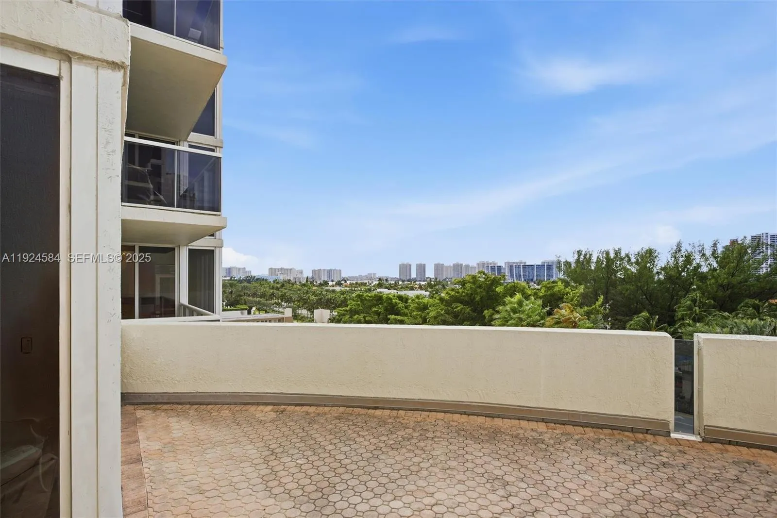 19111 Collins Ave 505, Sunny Isles Beach, Florida, Sunny Isles Beach, Florida 33160, 3 Bedrooms Bedrooms, ,4 BathroomsBathrooms,Residential,For Sale,19111 Collins Ave 505, Sunny Isles Beach, Florida ,A11924584