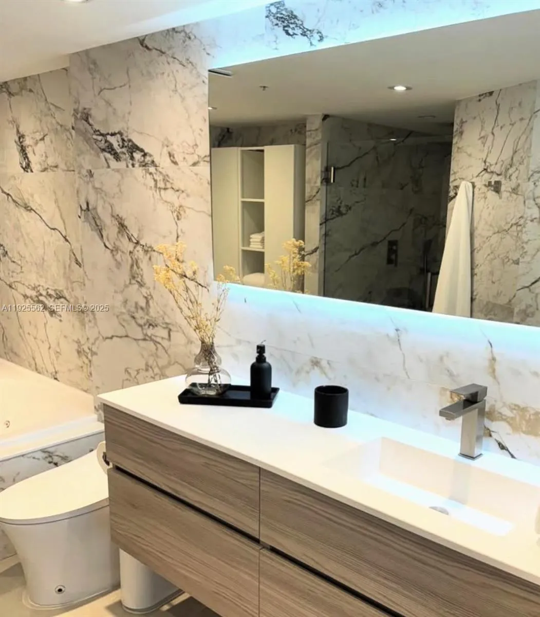 Doral, Florida 33166, ,Business Opportunity,For Sale,A11925562