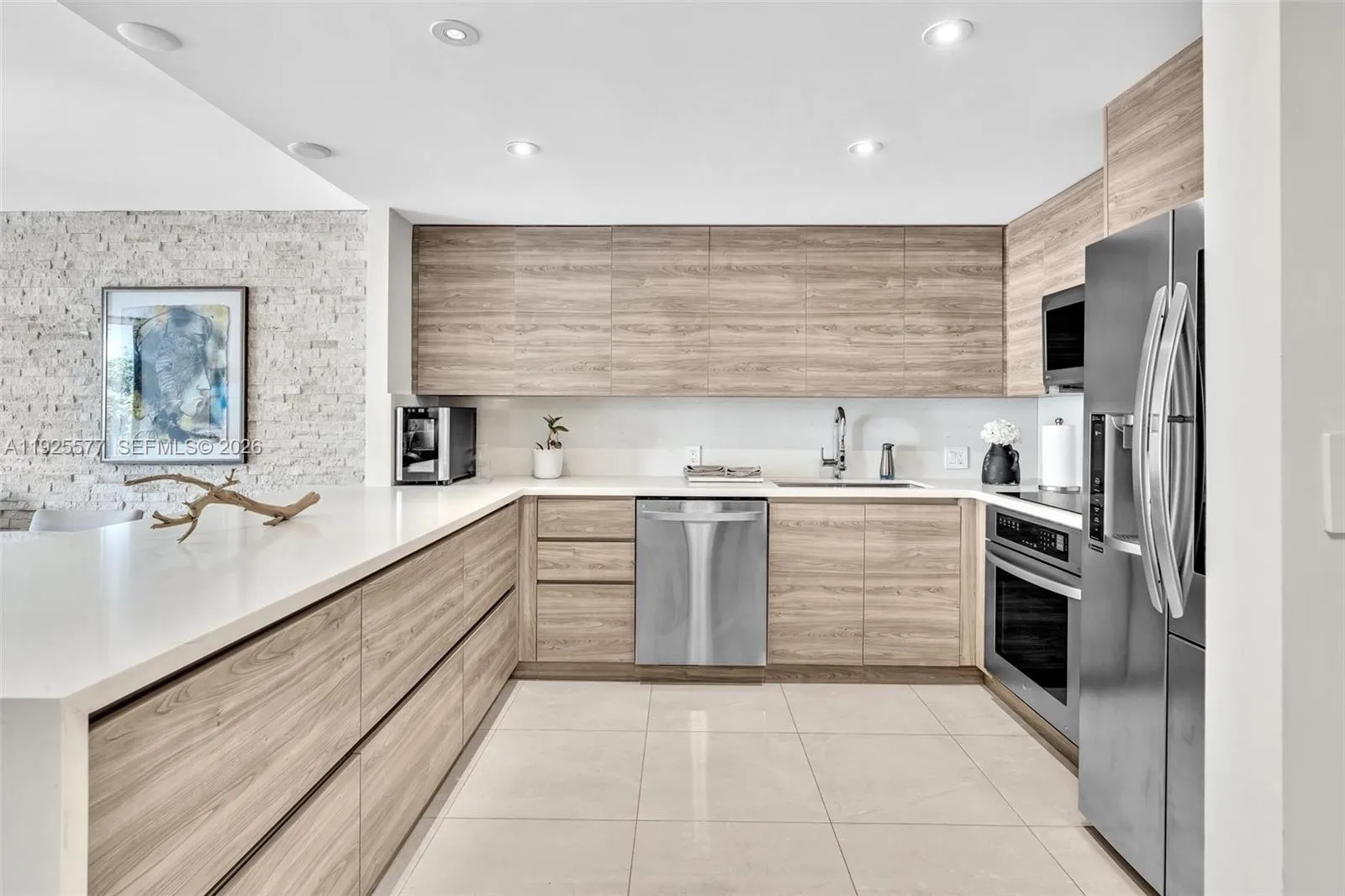 1865 Brickell Ave A703, Miami, Florida 33129, Miami, Florida 33129, 1 Bedroom Bedrooms, ,1 BathroomBathrooms,Residential,For Sale,1865 Brickell Ave A703, Miami, Florida 33129,A11925577