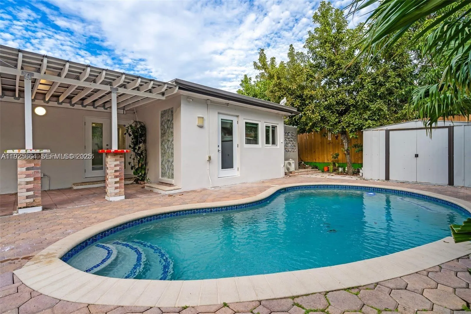 3800 Charles Ter, Miami, Florida 33133, Miami, Florida 33133, 3 Bedrooms Bedrooms, ,3 BathroomsBathrooms,Residential,For Sale,3800 Charles Ter, Miami, Florida 33133,A11925664