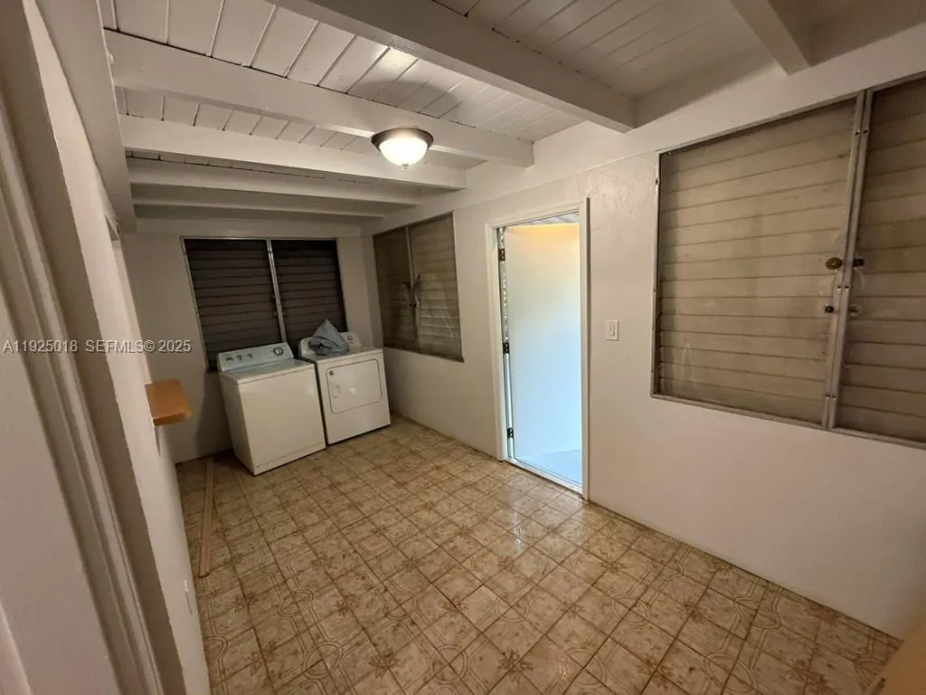 2459 Nw 28th St, Miami, Florida 33142, Miami, Florida 33142, ,Residential Income,For Sale,2459 Nw 28th St, Miami, Florida 33142,A11925018