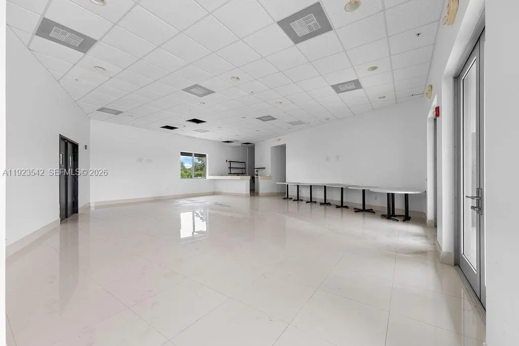 2500 Wilton Dr, Wilton Manors, Florida 33305, Wilton Manors, Florida 33305, ,Commercial Sale,For Sale,2500 Wilton Dr, Wilton Manors, Florida 33305,A11923542