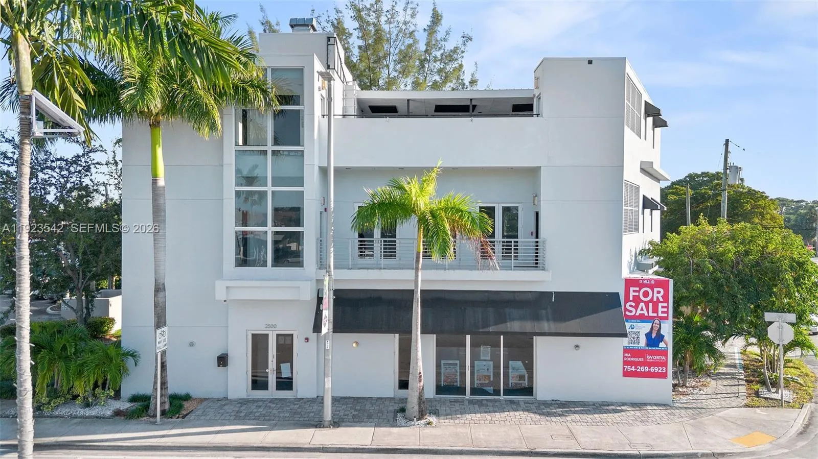 2500 Wilton Dr, Wilton Manors, Florida 33305, Wilton Manors, Florida 33305, ,Commercial Sale,For Sale,2500 Wilton Dr, Wilton Manors, Florida 33305,A11923542