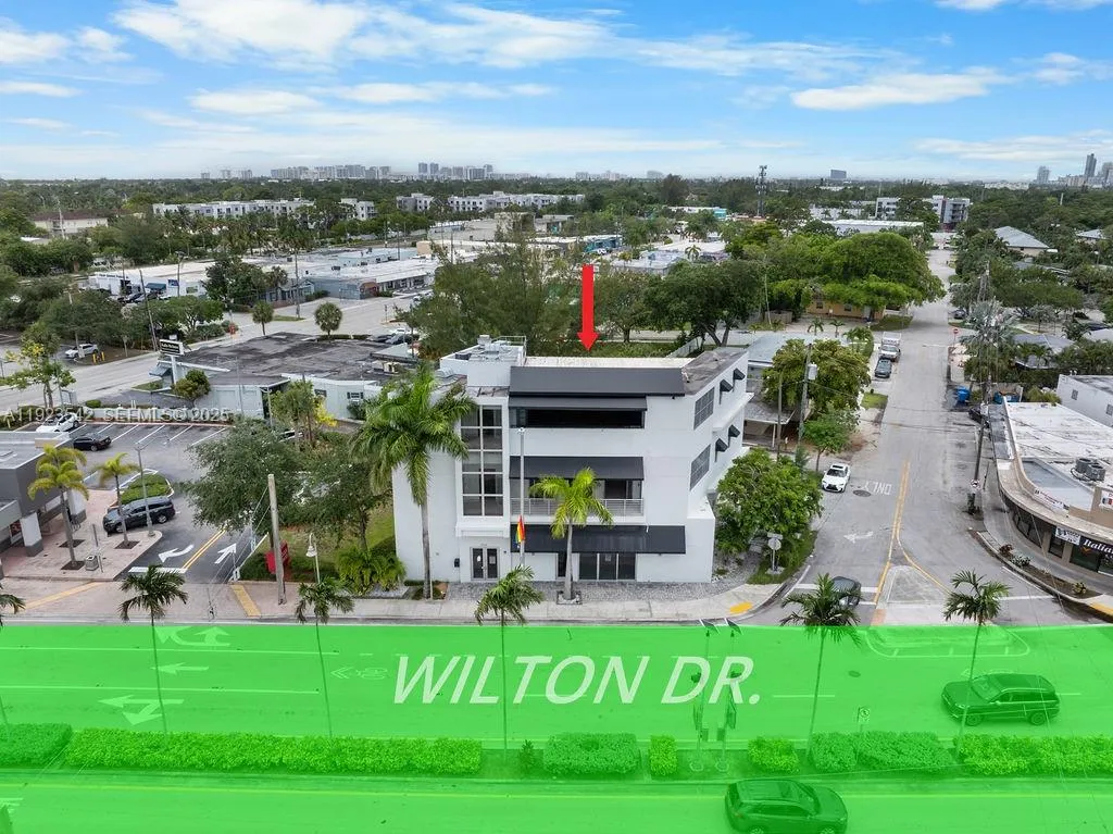 2500 Wilton Dr, Wilton Manors, Florida 33305, Wilton Manors, Florida 33305, ,Commercial Sale,For Sale,2500 Wilton Dr, Wilton Manors, Florida 33305,A11923542