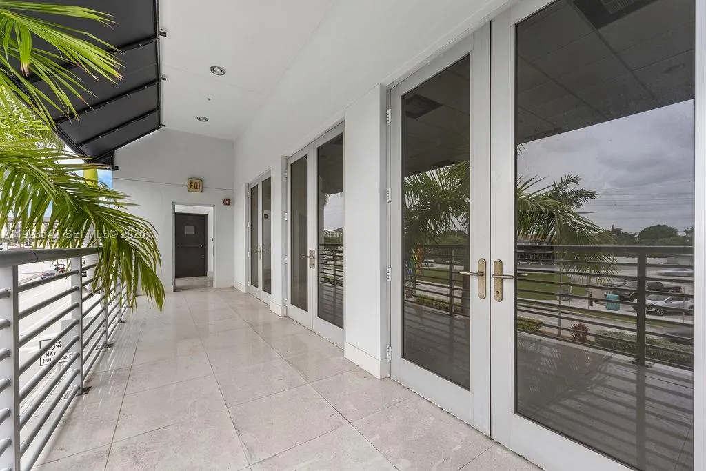 2500 Wilton Dr, Wilton Manors, Florida 33305, Wilton Manors, Florida 33305, ,Commercial Sale,For Sale,2500 Wilton Dr, Wilton Manors, Florida 33305,A11923542