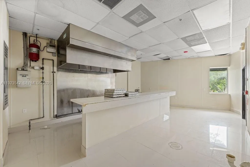2500 Wilton Dr, Wilton Manors, Florida 33305, Wilton Manors, Florida 33305, ,Commercial Sale,For Sale,2500 Wilton Dr, Wilton Manors, Florida 33305,A11923542