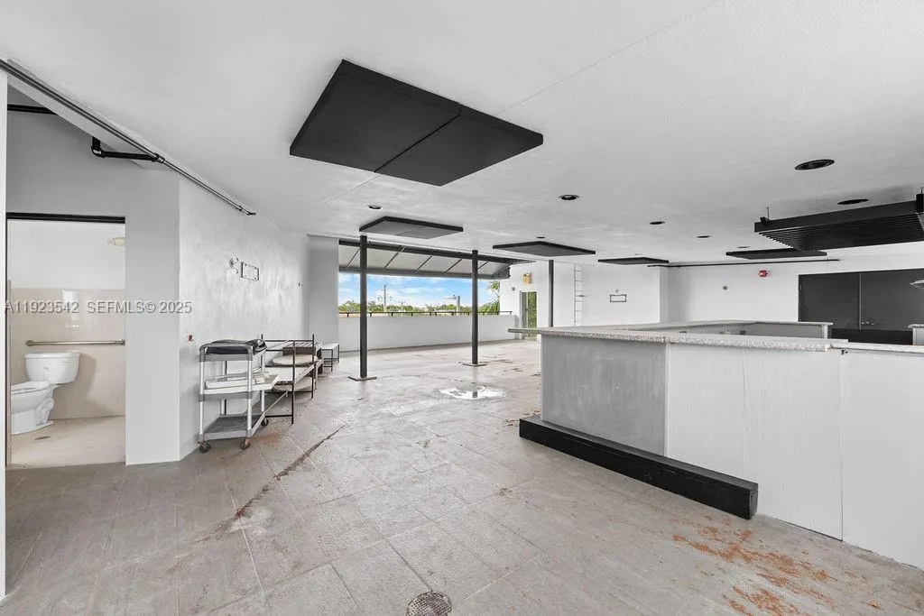 2500 Wilton Dr, Wilton Manors, Florida 33305, Wilton Manors, Florida 33305, ,Commercial Sale,For Sale,2500 Wilton Dr, Wilton Manors, Florida 33305,A11923542