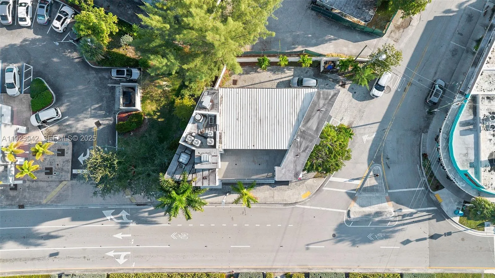 2500 Wilton Dr, Wilton Manors, Florida 33305, Wilton Manors, Florida 33305, ,Commercial Sale,For Sale,2500 Wilton Dr, Wilton Manors, Florida 33305,A11923542