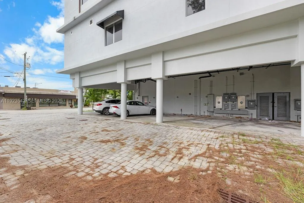 2500 Wilton Dr, Wilton Manors, Florida 33305, Wilton Manors, Florida 33305, ,Commercial Sale,For Sale,2500 Wilton Dr, Wilton Manors, Florida 33305,A11923542