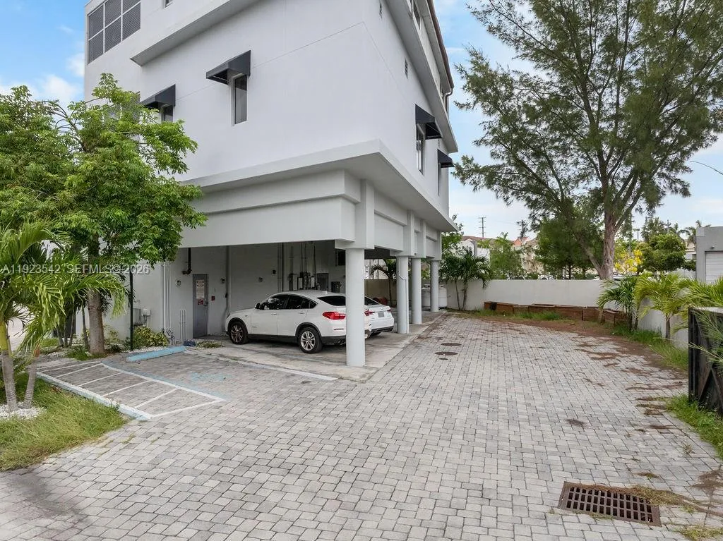 2500 Wilton Dr, Wilton Manors, Florida 33305, Wilton Manors, Florida 33305, ,Commercial Sale,For Sale,2500 Wilton Dr, Wilton Manors, Florida 33305,A11923542