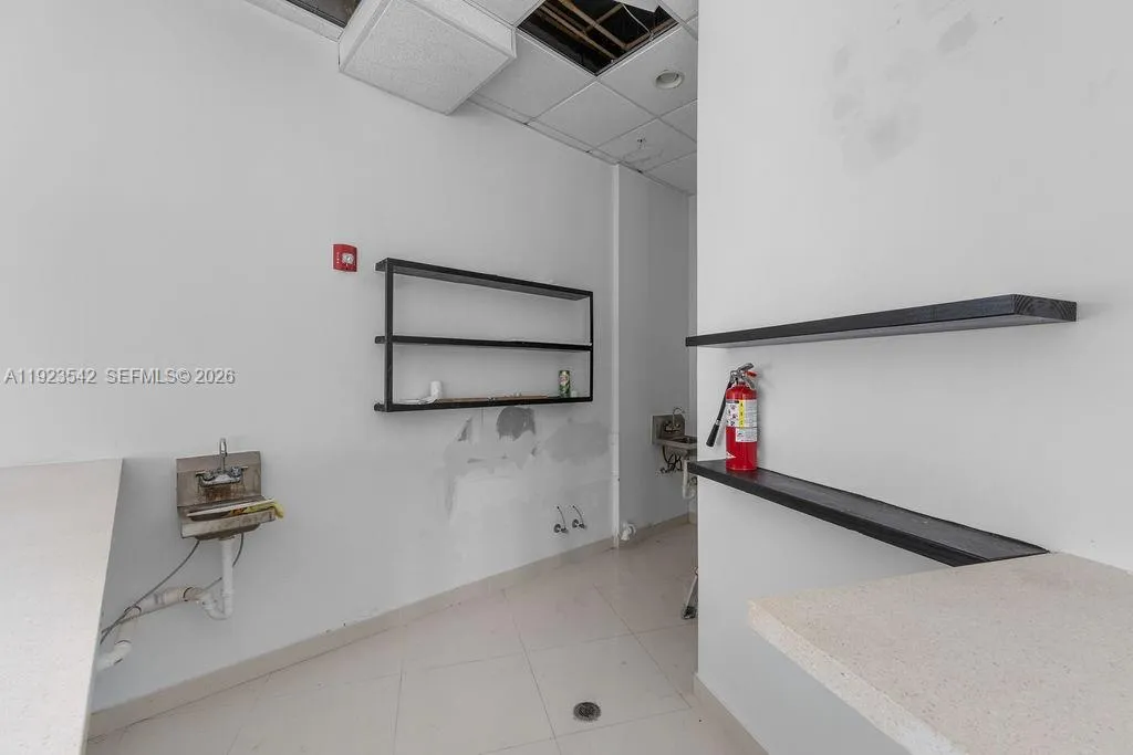 2500 Wilton Dr, Wilton Manors, Florida 33305, Wilton Manors, Florida 33305, ,Commercial Sale,For Sale,2500 Wilton Dr, Wilton Manors, Florida 33305,A11923542