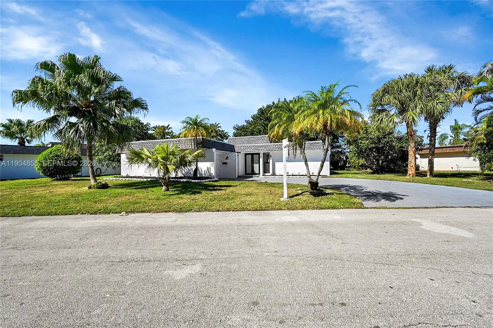 4603 King Palm Dr, Tamarac, Florida 33319, Tamarac, Florida 33319, 3 Bedrooms Bedrooms, ,2 BathroomsBathrooms,Residential,For Sale,4603 King Palm Dr, Tamarac, Florida 33319,A11904855