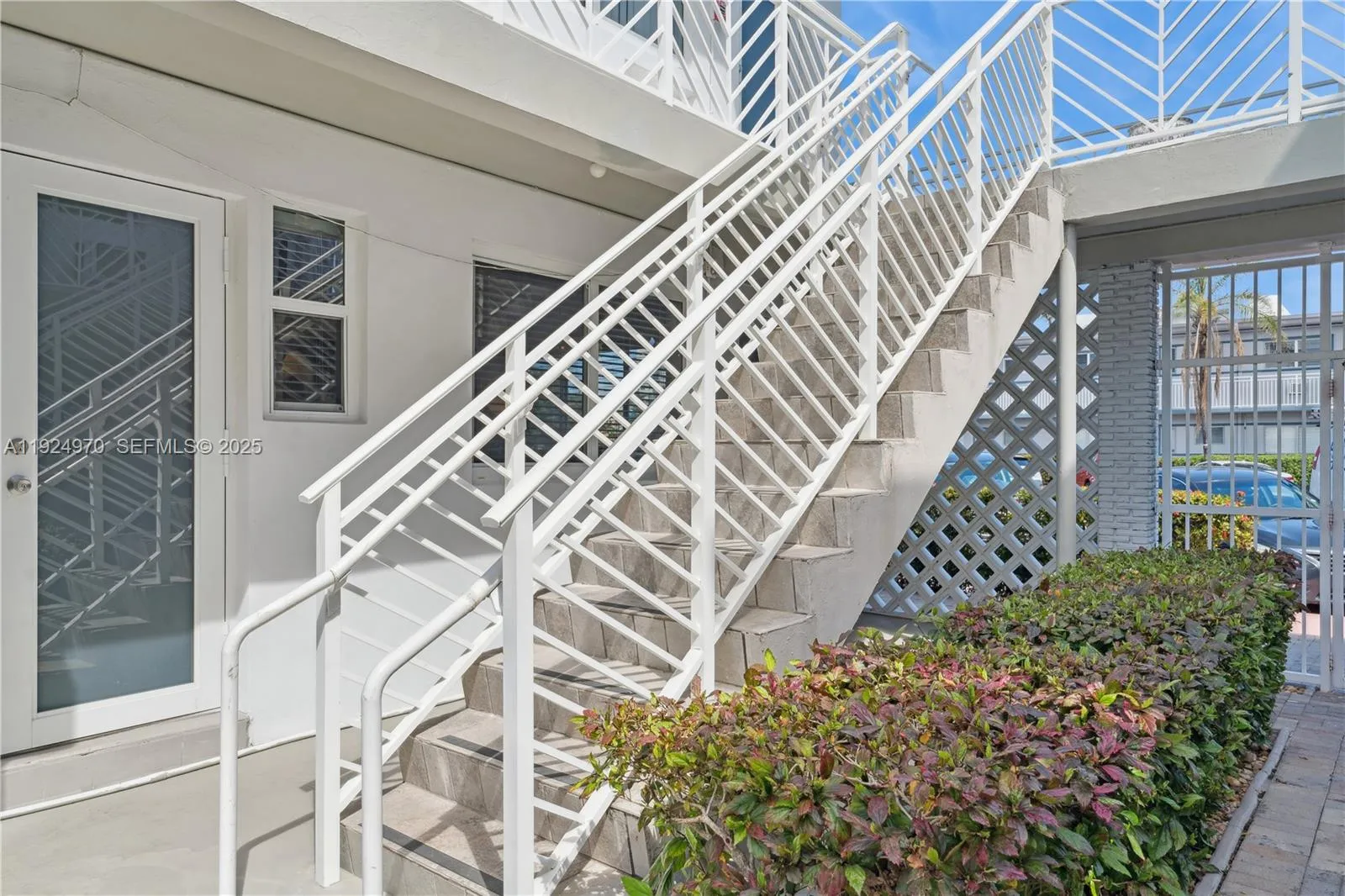 7440 Byron Ave 1b, Miami Beach, Florida 33141, Miami Beach, Florida 33141, 1 Bedroom Bedrooms, ,1 BathroomBathrooms,Residential Lease,For Rent,7440 Byron Ave 1b, Miami Beach, Florida 33141,A11924970