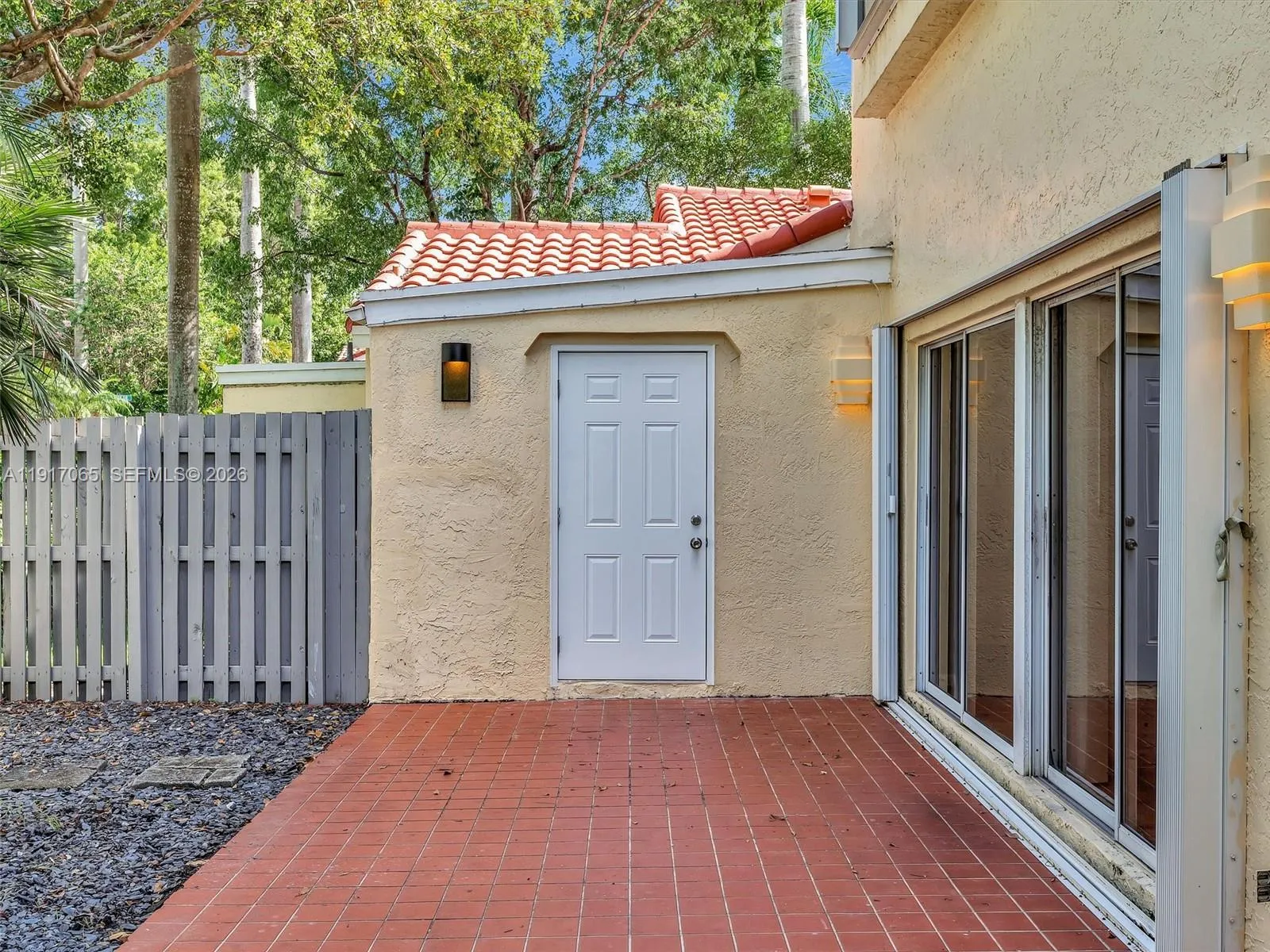 1353 Springside Dr 1363, Weston, Florida 33326, Weston, Florida 33326, 2 Bedrooms Bedrooms, ,2 BathroomsBathrooms,Residential Lease,For Rent,1353 Springside Dr 1363, Weston, Florida 33326,A11917065