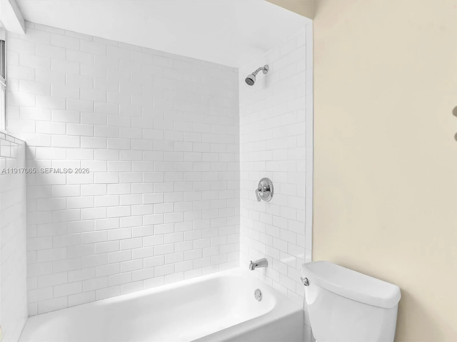 1353 Springside Dr 1363, Weston, Florida 33326, Weston, Florida 33326, 2 Bedrooms Bedrooms, ,2 BathroomsBathrooms,Residential Lease,For Rent,1353 Springside Dr 1363, Weston, Florida 33326,A11917065