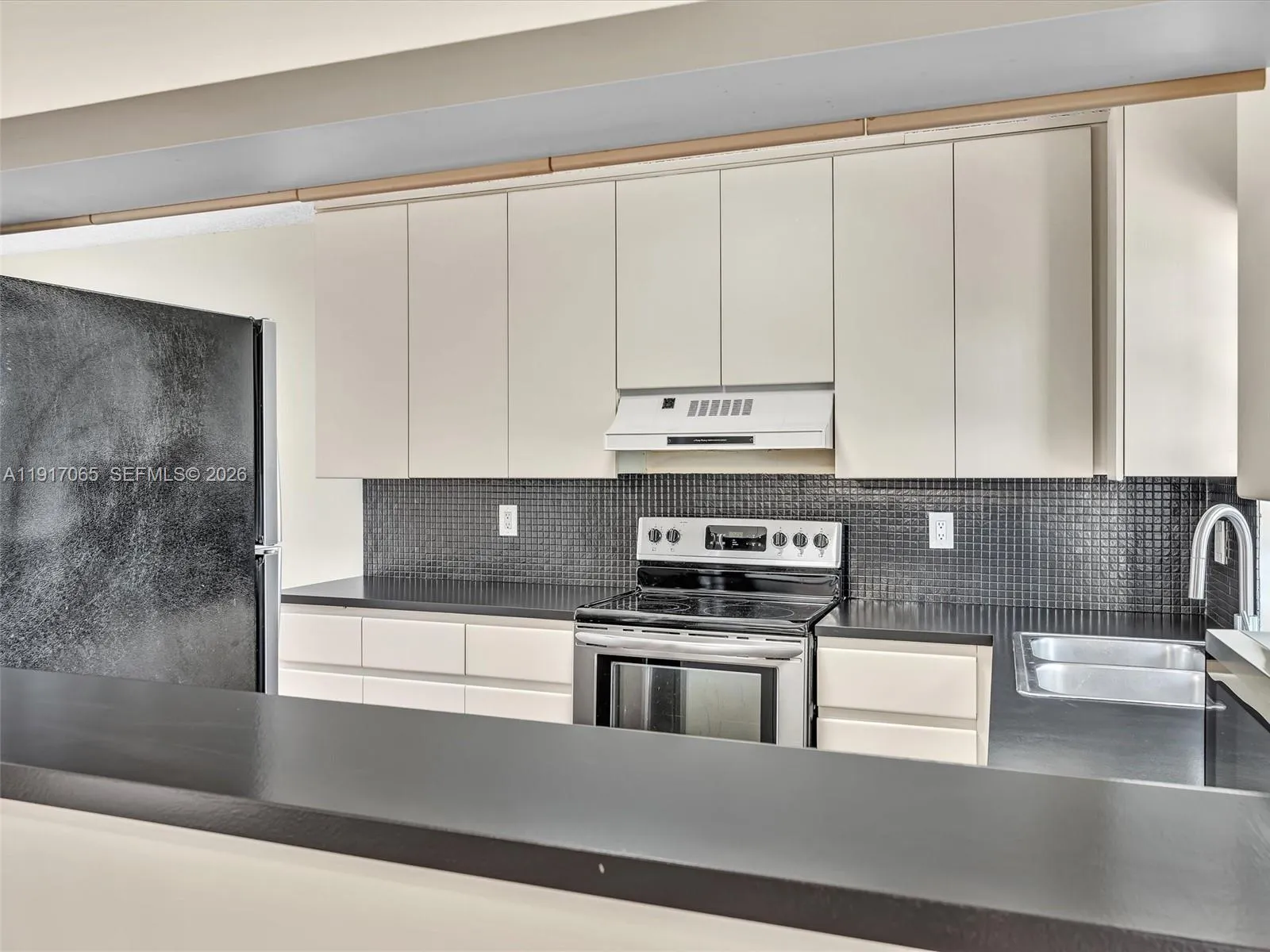 1353 Springside Dr 1363, Weston, Florida 33326, Weston, Florida 33326, 2 Bedrooms Bedrooms, ,2 BathroomsBathrooms,Residential Lease,For Rent,1353 Springside Dr 1363, Weston, Florida 33326,A11917065