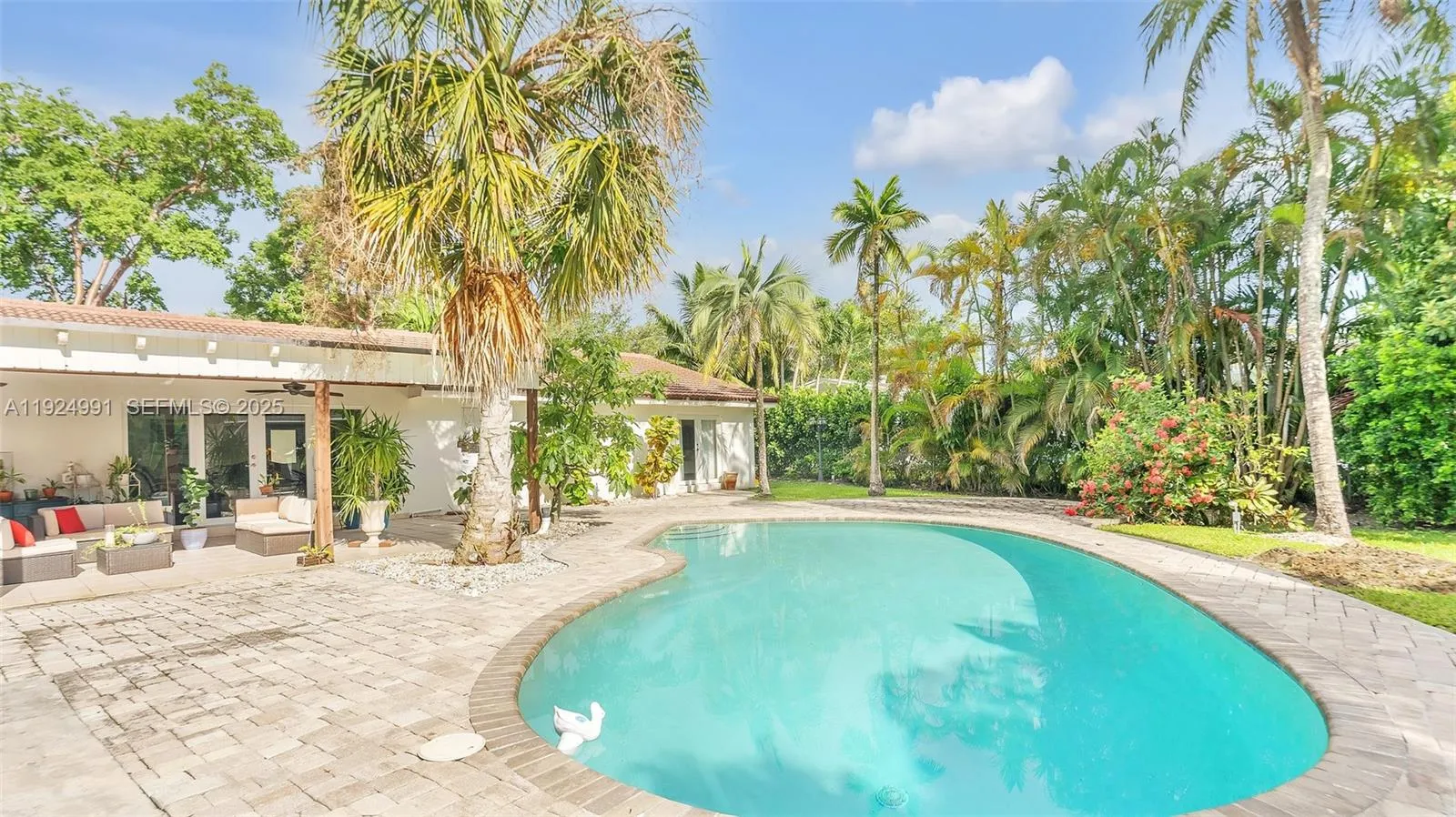 9220 Sw 94th Pl, Miami, Florida 33176, Miami, Florida 33176, 4 Bedrooms Bedrooms, ,4 BathroomsBathrooms,Residential,For Sale,9220 Sw 94th Pl, Miami, Florida 33176,A11924991