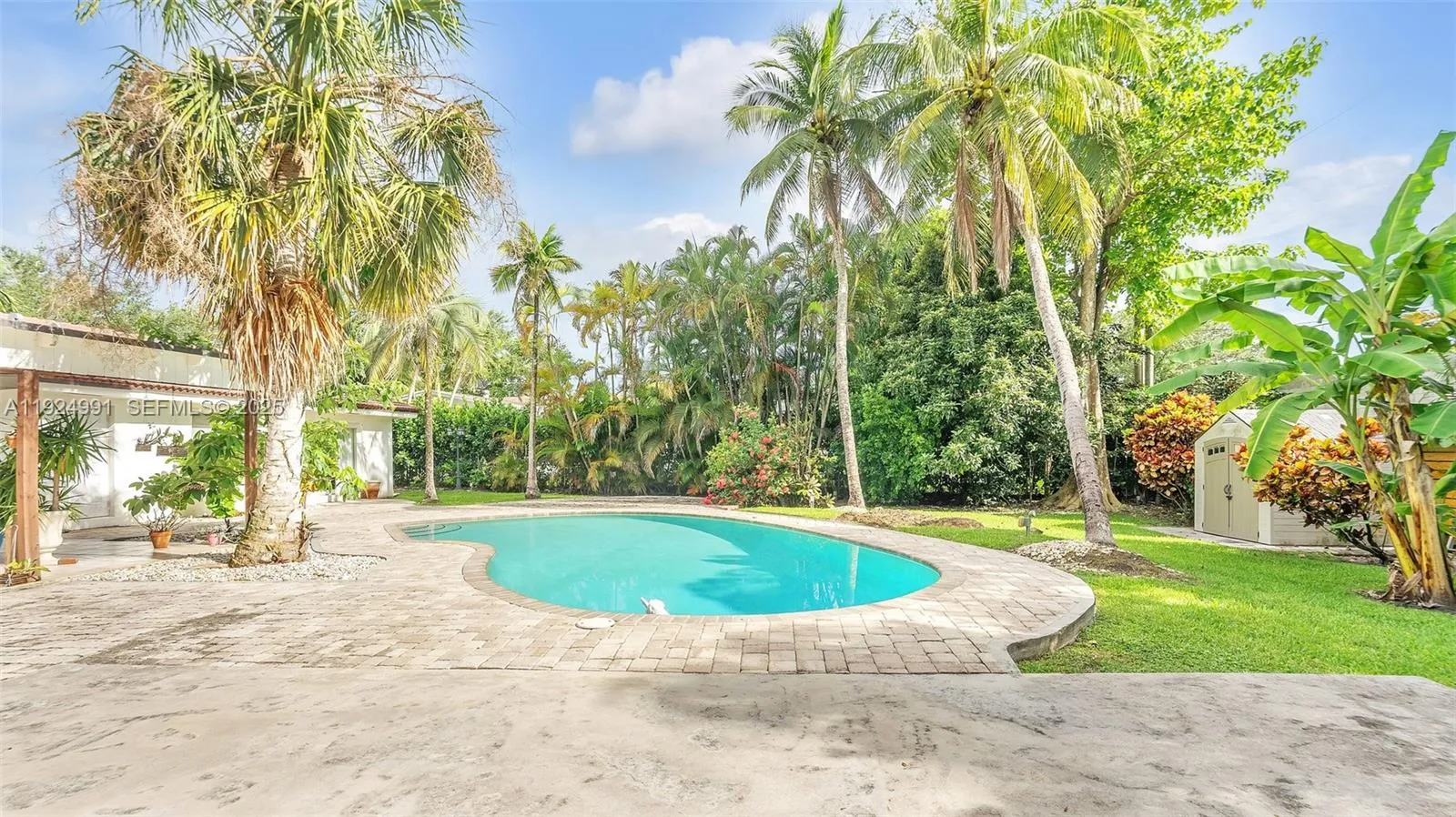 9220 Sw 94th Pl, Miami, Florida 33176, Miami, Florida 33176, 4 Bedrooms Bedrooms, ,4 BathroomsBathrooms,Residential,For Sale,9220 Sw 94th Pl, Miami, Florida 33176,A11924991