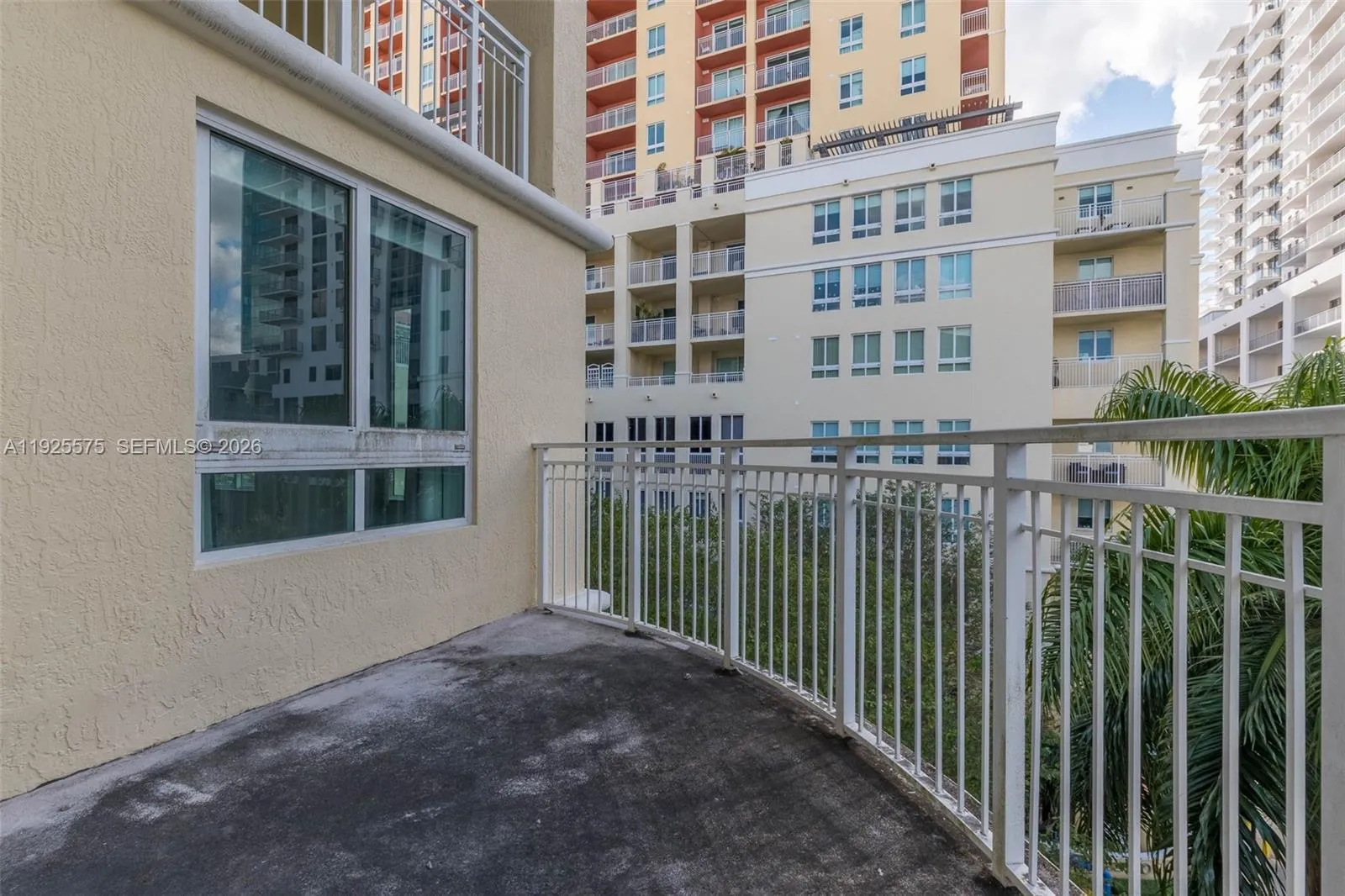 7355 Sw 89th St 502n, Miami, Florida 33156, Miami, Florida 33156, 1 Bedroom Bedrooms, ,1 BathroomBathrooms,Residential,For Sale,7355 Sw 89th St 502n, Miami, Florida 33156,A11925575