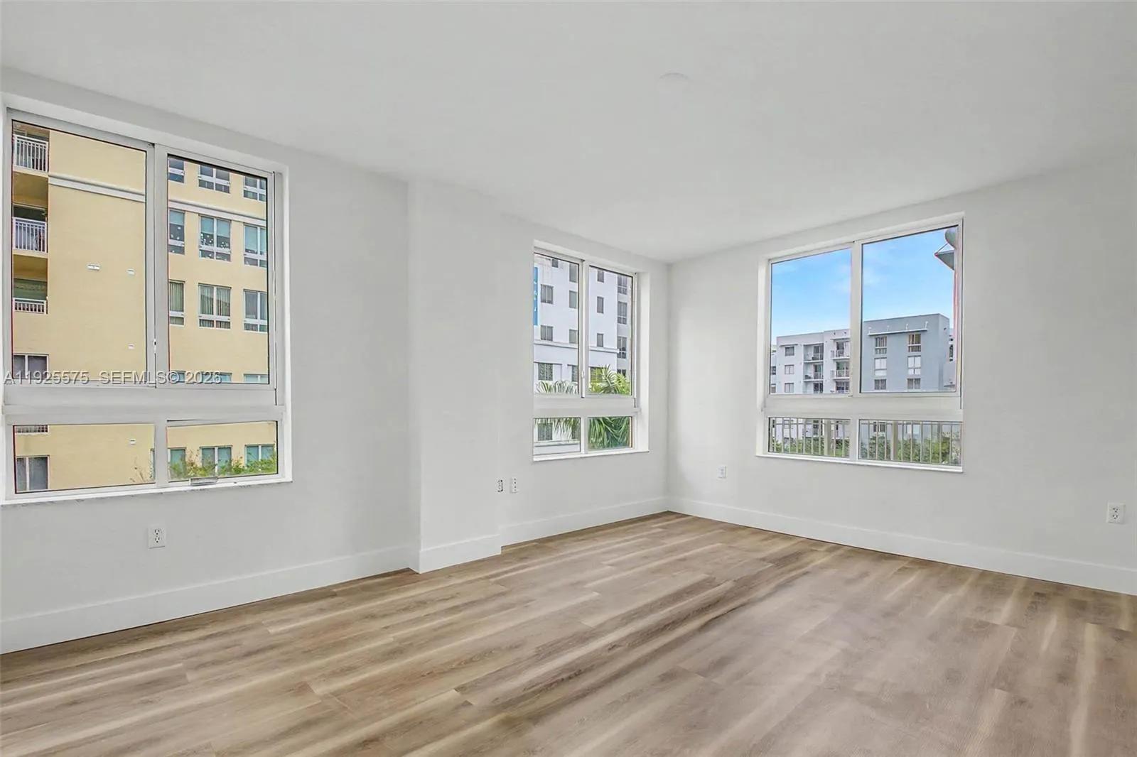 7355 Sw 89th St 502n, Miami, Florida 33156, Miami, Florida 33156, 1 Bedroom Bedrooms, ,1 BathroomBathrooms,Residential,For Sale,7355 Sw 89th St 502n, Miami, Florida 33156,A11925575