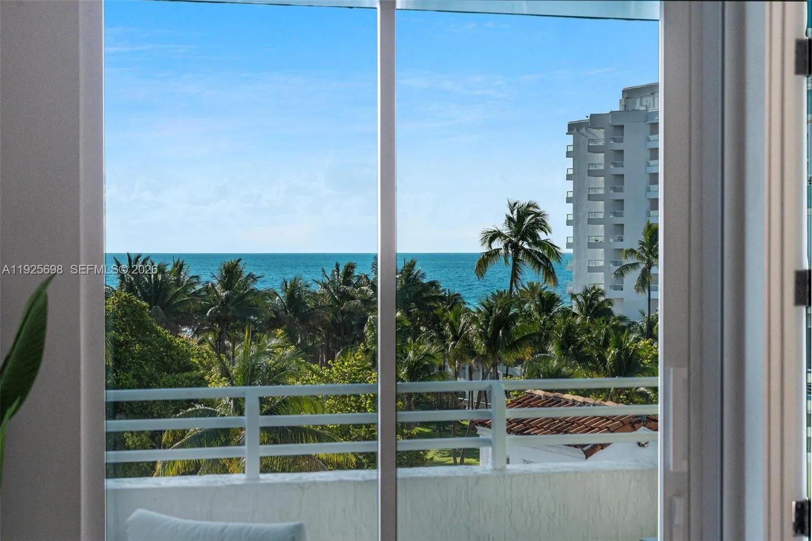 225 Collins Ave 6j, Miami Beach, Florida 33139, Miami Beach, Florida 33139, 1 Bedroom Bedrooms, ,1 BathroomBathrooms,Residential,For Sale,225 Collins Ave 6j, Miami Beach, Florida 33139,A11925698