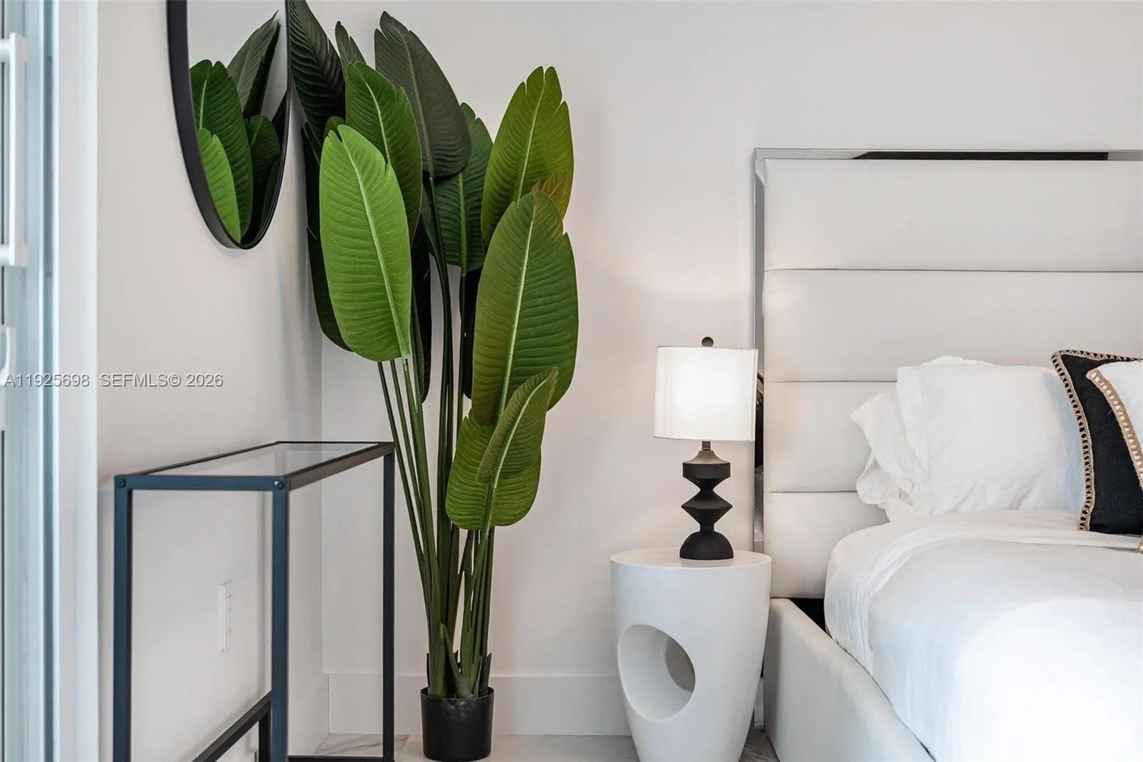 225 Collins Ave 6j, Miami Beach, Florida 33139, Miami Beach, Florida 33139, 1 Bedroom Bedrooms, ,1 BathroomBathrooms,Residential,For Sale,225 Collins Ave 6j, Miami Beach, Florida 33139,A11925698