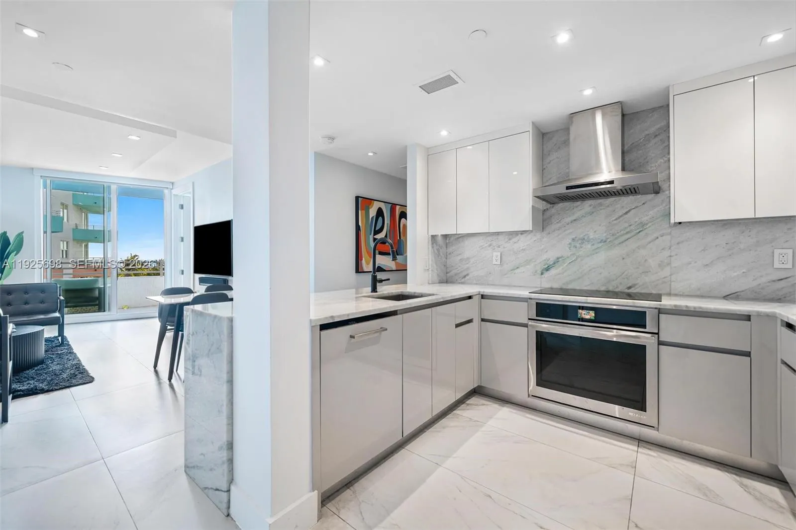 225 Collins Ave 6j, Miami Beach, Florida 33139, Miami Beach, Florida 33139, 1 Bedroom Bedrooms, ,1 BathroomBathrooms,Residential,For Sale,225 Collins Ave 6j, Miami Beach, Florida 33139,A11925698