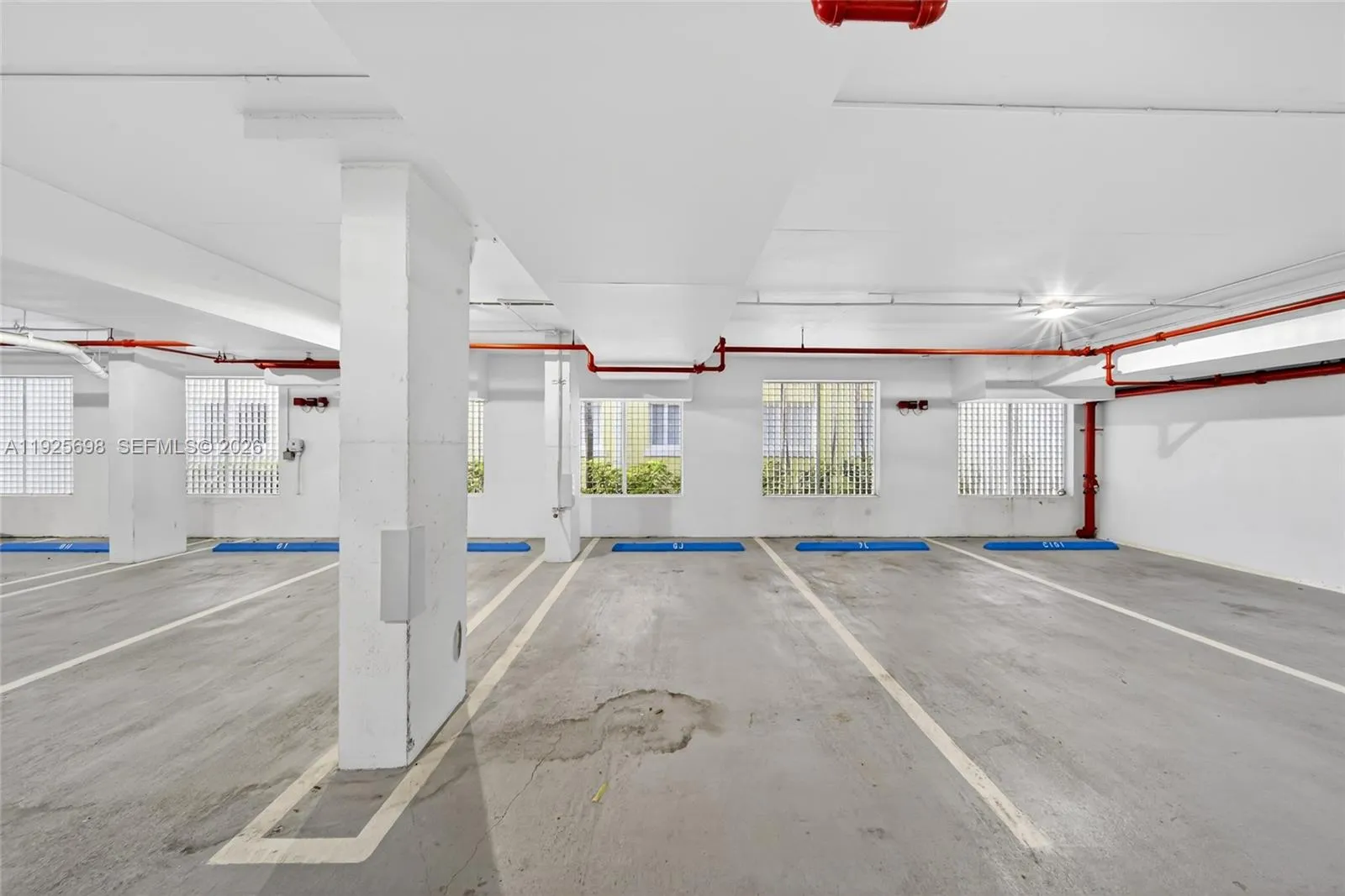 225 Collins Ave 6j, Miami Beach, Florida 33139, Miami Beach, Florida 33139, 1 Bedroom Bedrooms, ,1 BathroomBathrooms,Residential,For Sale,225 Collins Ave 6j, Miami Beach, Florida 33139,A11925698