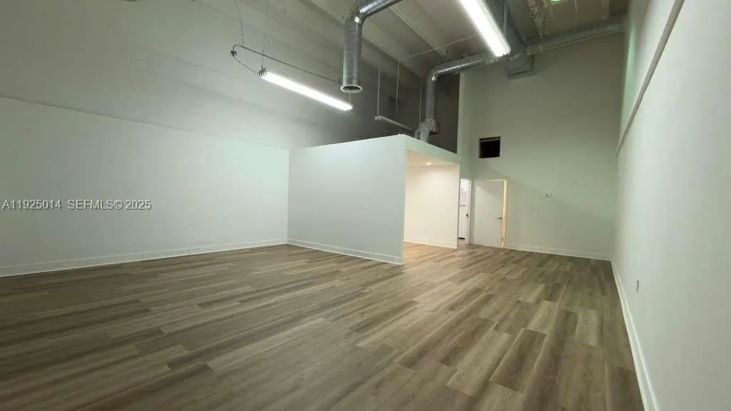 1671 W 37th St 1, Hialeah, Florida 33012, Hialeah, Florida 33012, ,Commercial Lease,For Rent,1671 W 37th St 1, Hialeah, Florida 33012,A11925014