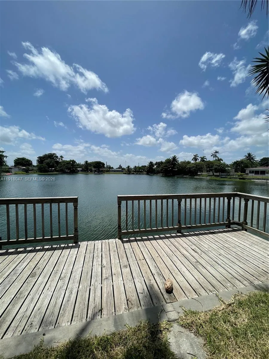 232 Sw 7th Ave 0, Hallandale Beach, Florida 33009, Hallandale Beach, Florida 33009, 3 Bedrooms Bedrooms, ,2 BathroomsBathrooms,Residential Lease,For Rent,232 Sw 7th Ave 0, Hallandale Beach, Florida 33009,A11918047