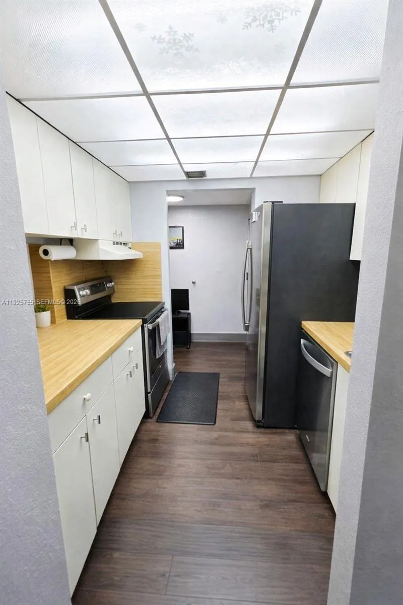 1891 N 61st Ave B106, Hollywood, Florida 33024, Hollywood, Florida 33024, 2 Bedrooms Bedrooms, ,2 BathroomsBathrooms,Residential,For Sale,1891 N 61st Ave B106, Hollywood, Florida 33024,A11925765