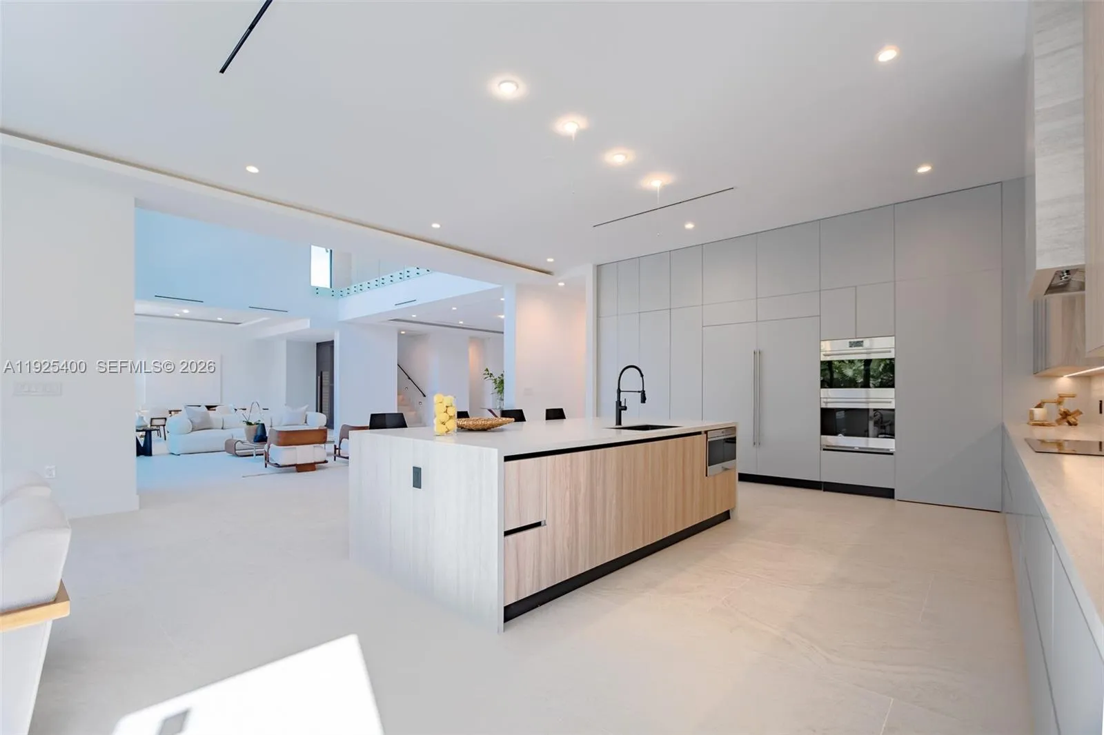 9840 Sw 73rd Ct, Pinecrest, Florida 33156, Pinecrest, Florida 33156, 6 Bedrooms Bedrooms, ,7 BathroomsBathrooms,Residential,For Sale,9840 Sw 73rd Ct, Pinecrest, Florida 33156,A11925400