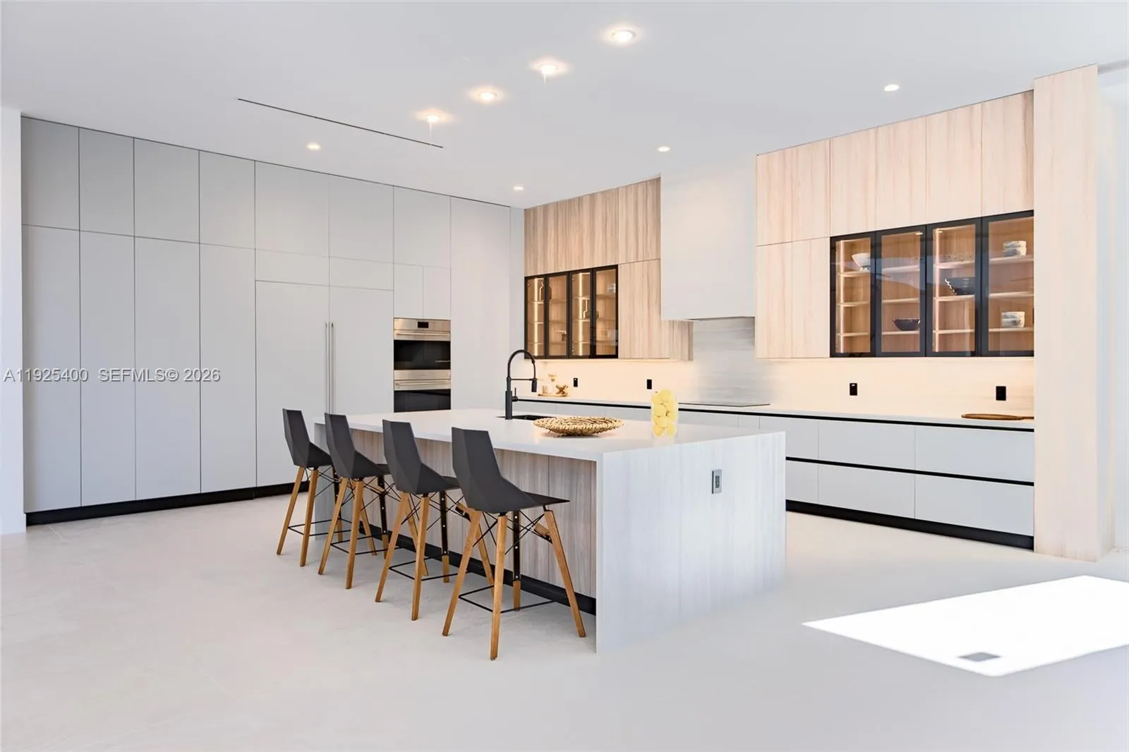 9840 Sw 73rd Ct, Pinecrest, Florida 33156, Pinecrest, Florida 33156, 6 Bedrooms Bedrooms, ,7 BathroomsBathrooms,Residential,For Sale,9840 Sw 73rd Ct, Pinecrest, Florida 33156,A11925400