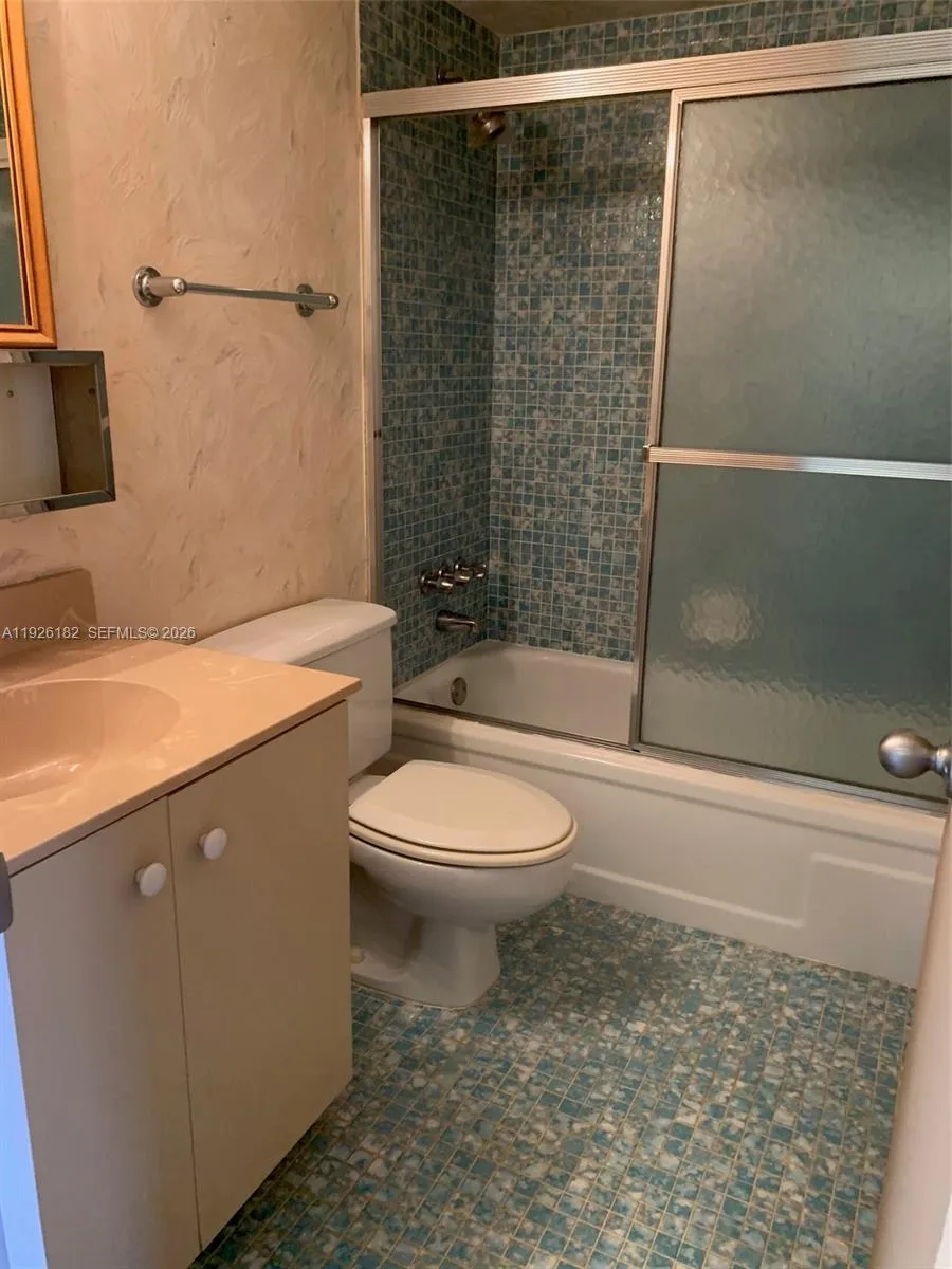 1400 Saint Charles 505, Pembroke Pines, Florida 33, Pembroke Pines, Florida 33026, 2 Bedrooms Bedrooms, ,2 BathroomsBathrooms,Residential,For Sale,1400 Saint Charles 505, Pembroke Pines, Florida 33,A11926182